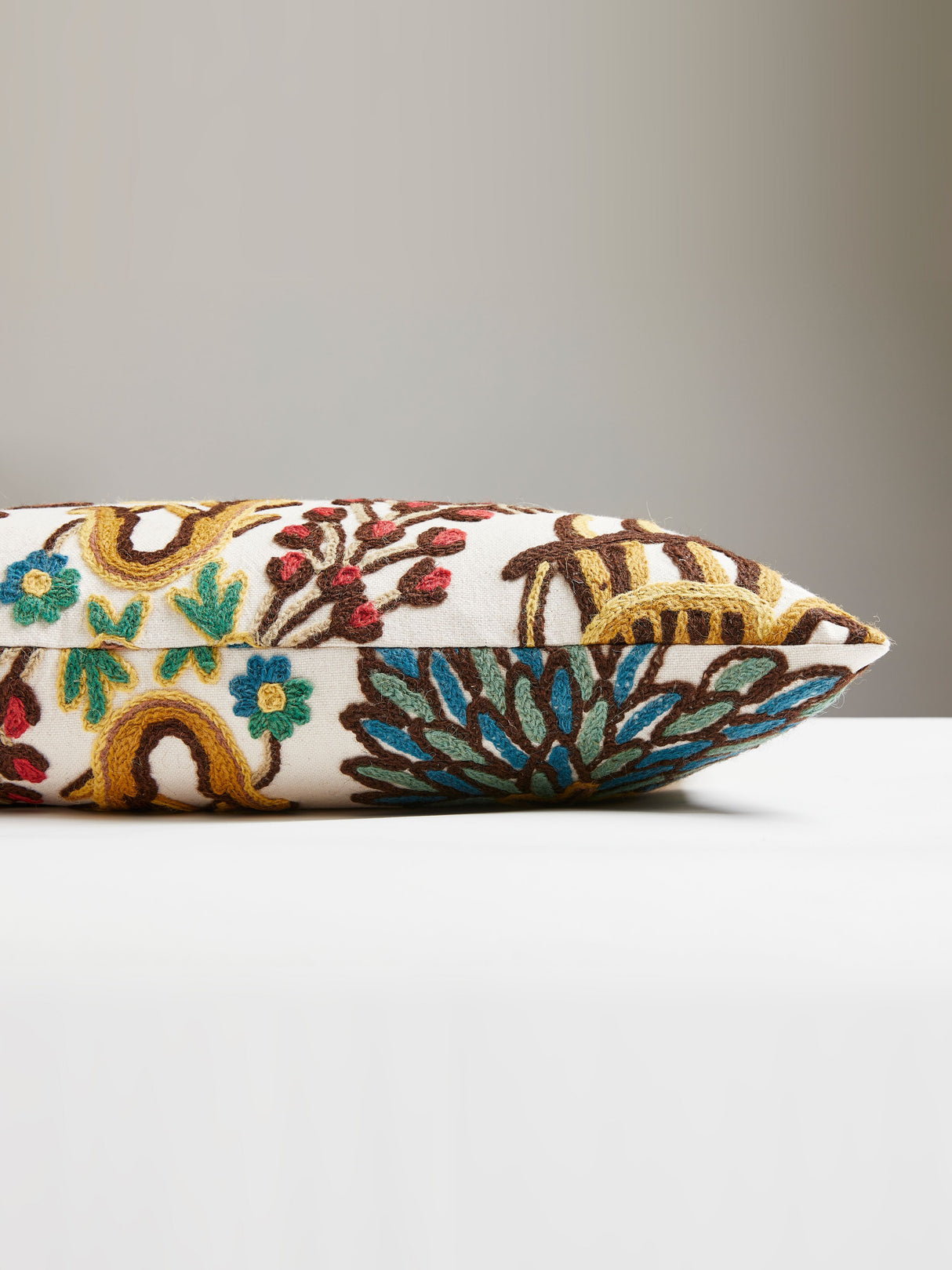 Scalamandre BH 0001LFABPILL FABLES - CREWEL PILLOW - Pillow