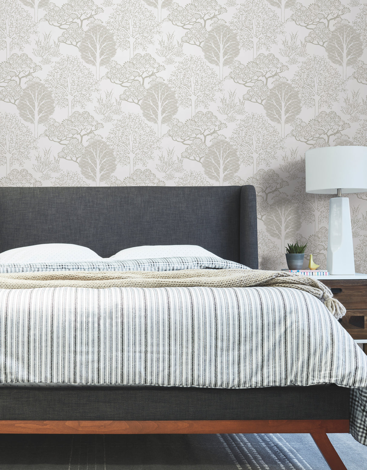 York BW3851 Kimono Trees Metallic Wallpaper