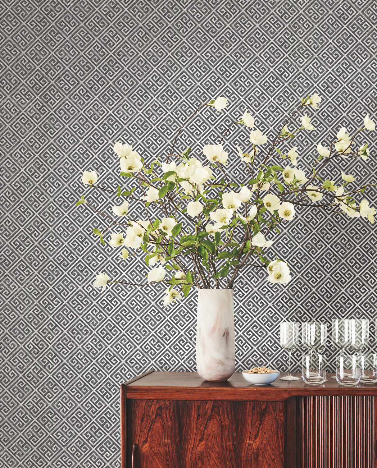 York BW3992 Grecian Geometric Black Wallpaper