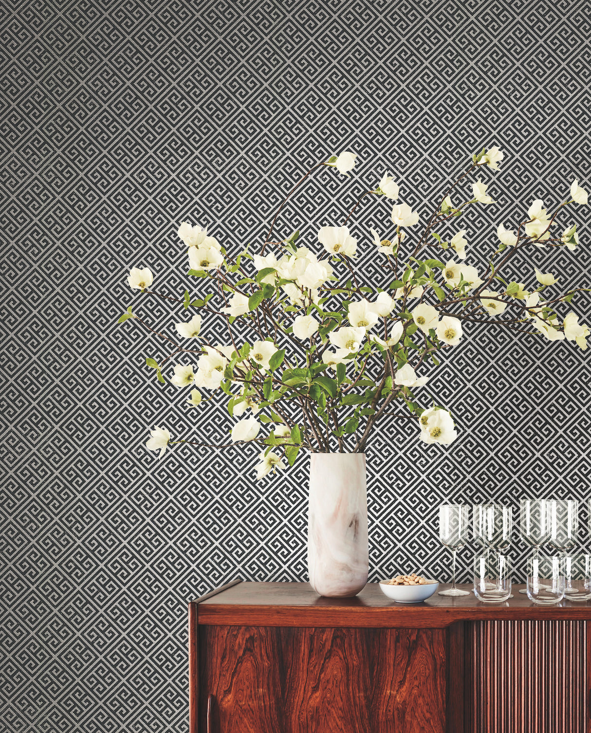 York BW3993 Grecian Geometric Silver & Black Wallpaper