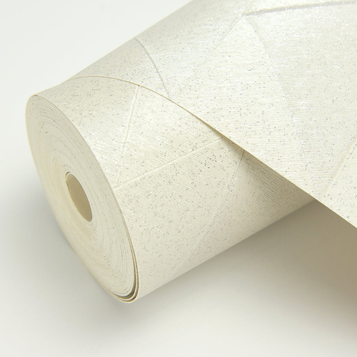 Fine Decor C88608 Matrix Silver Triangle Wallpaper