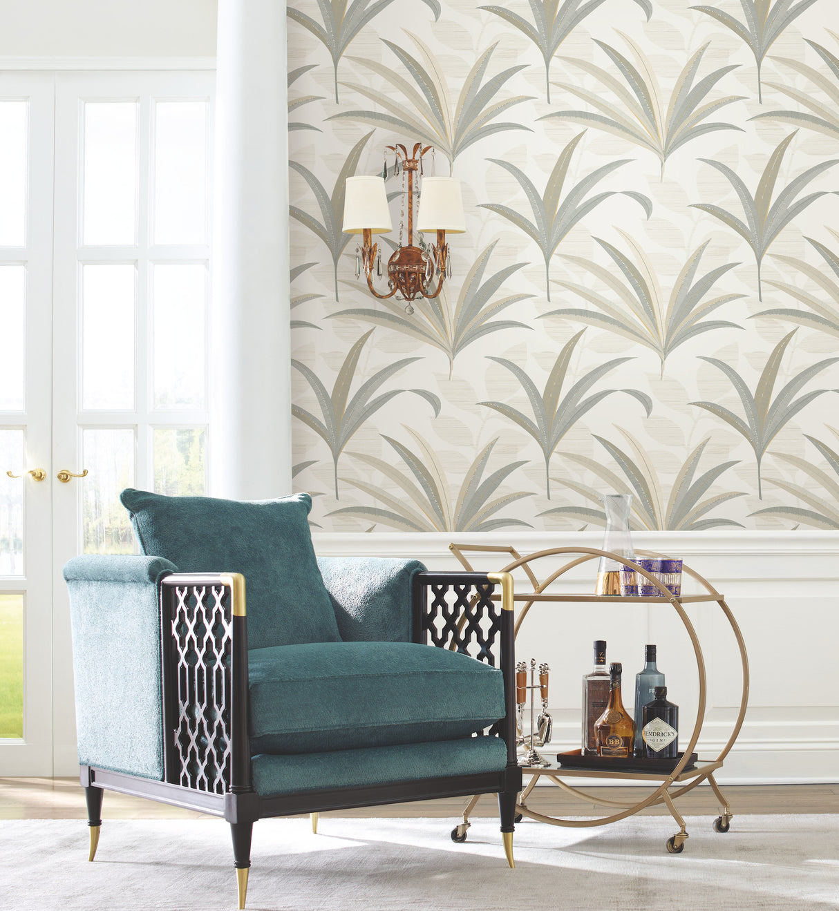 York CA1551 El Morocco Palm White Wallpaper