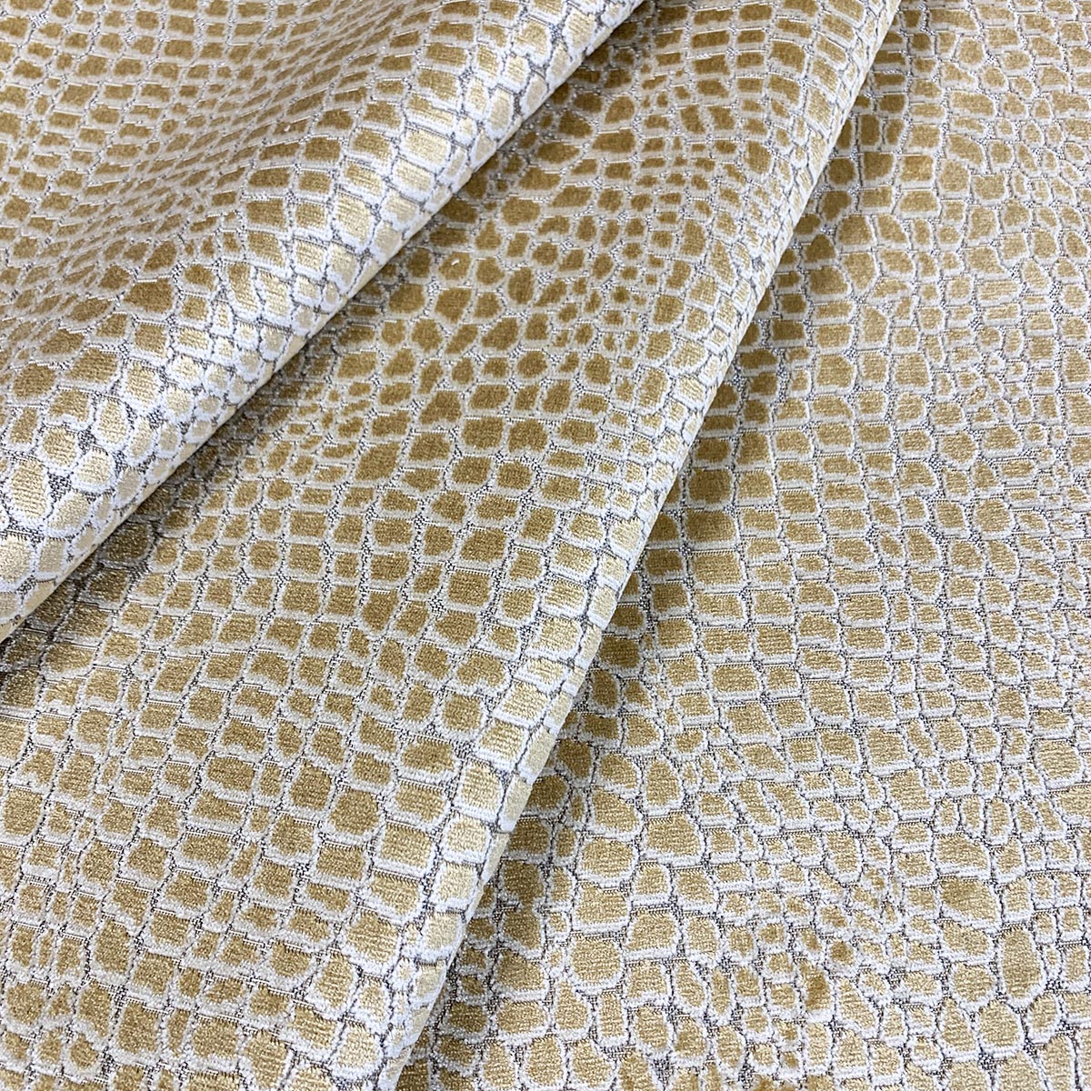 Eade’s CAYMAN HONEY HONEY