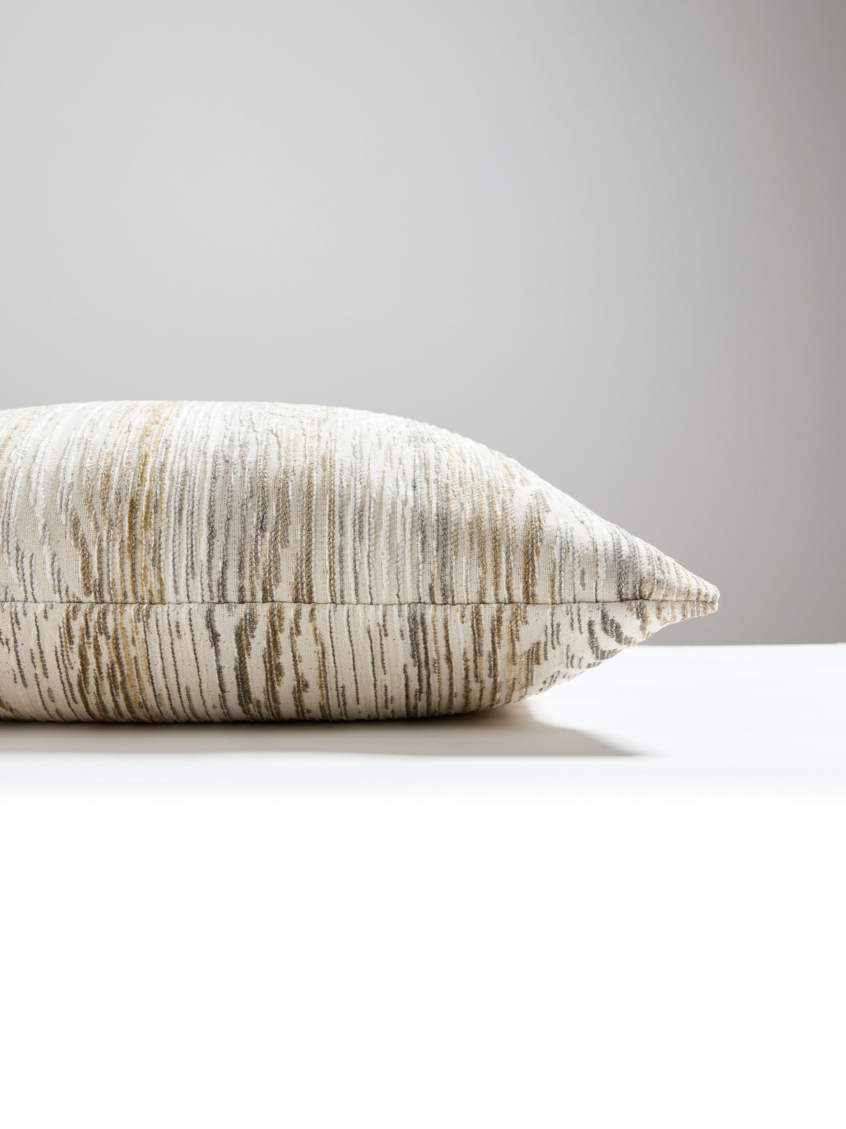 Scalamandre CD 0054MUIRPILL MUIR WOODS PILLOW - Pillow Colle