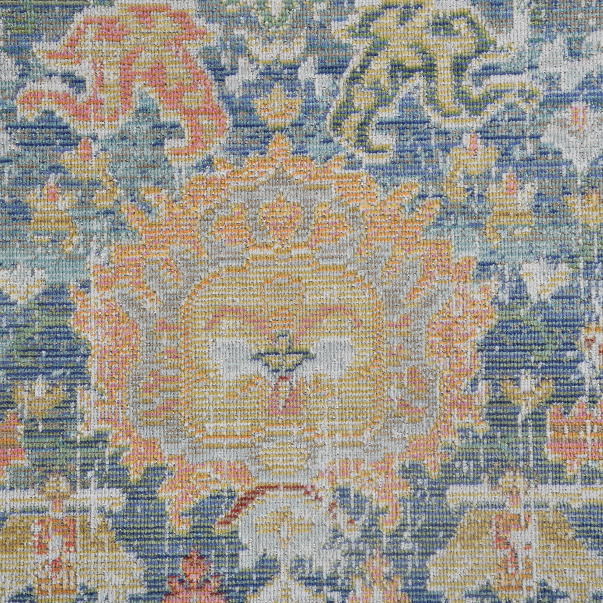 Amer Rugs CEN-15 Century Vintage Medallion /Pink Area Rug