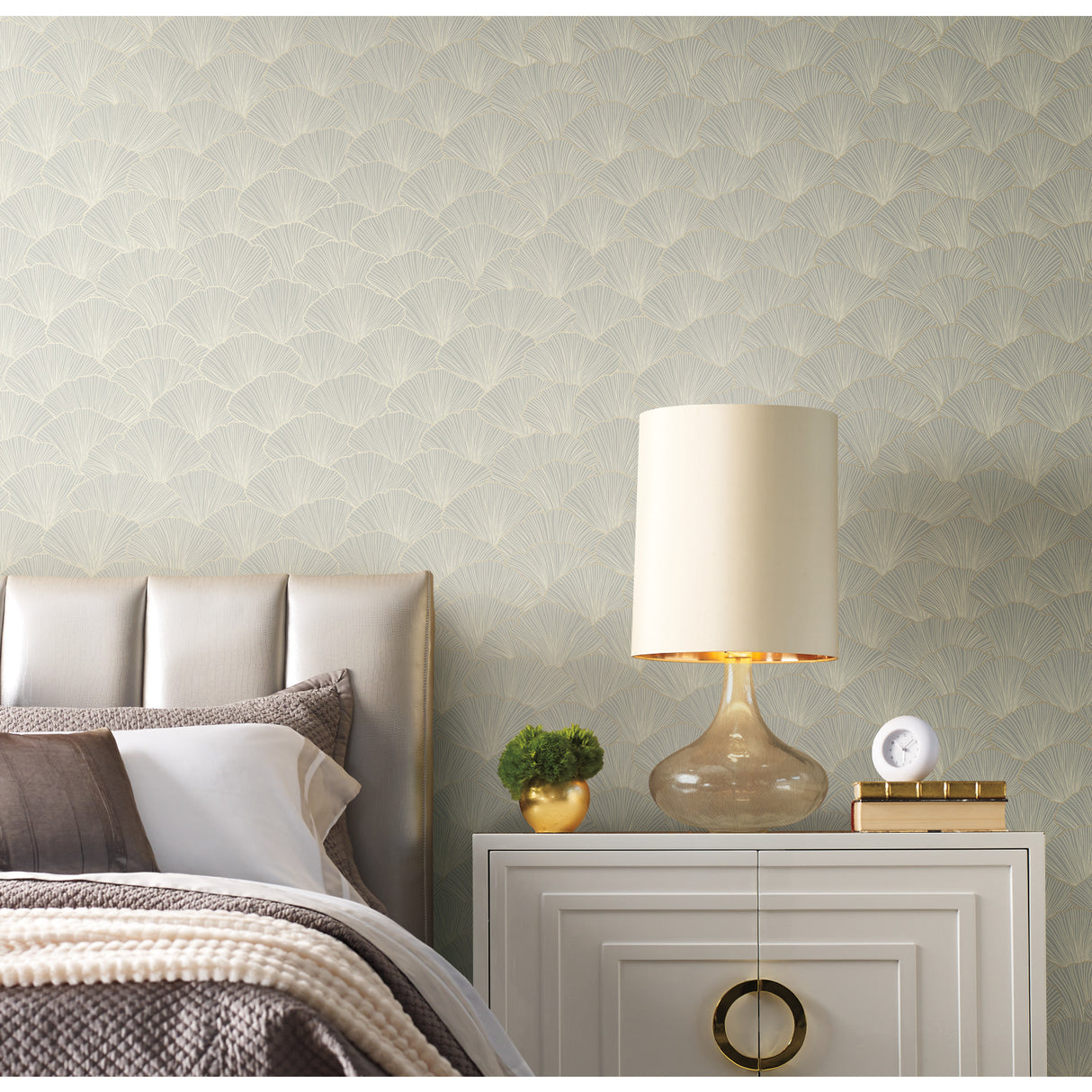 York CI2333 Luminous Gingko Grey Wallpaper