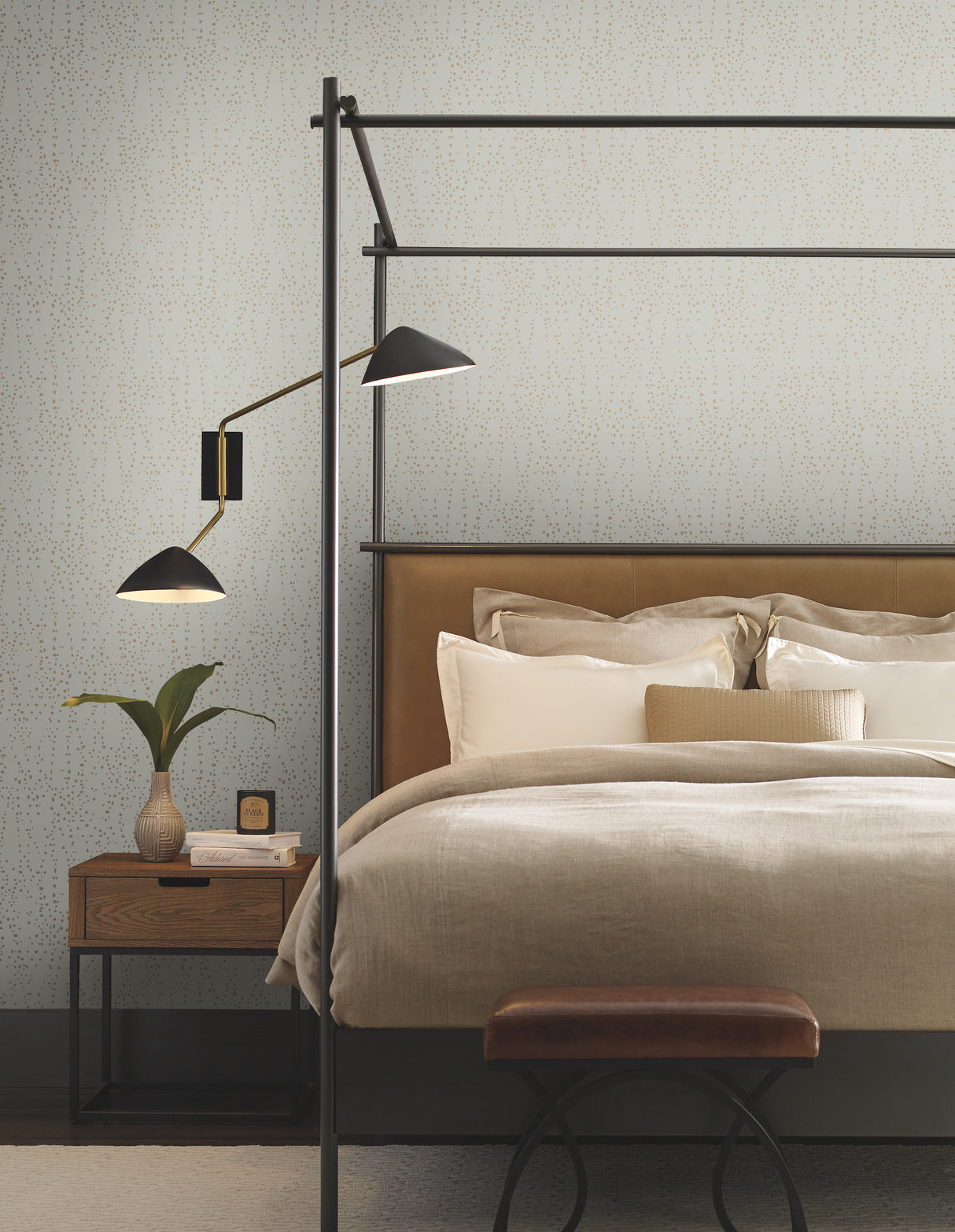 York CI2354 Star Struck Grey & Gold Wallpaper