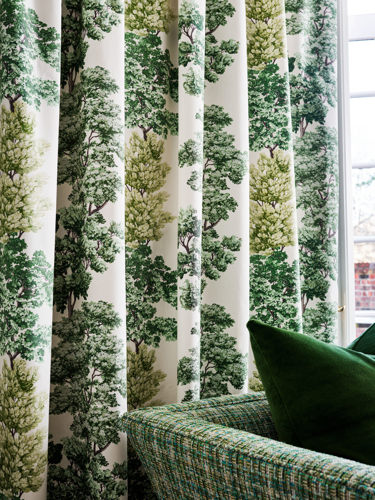 Scalamandre CN 00010071 GREEN CENTRAL PARK Fabric - Eade's Wallpaper