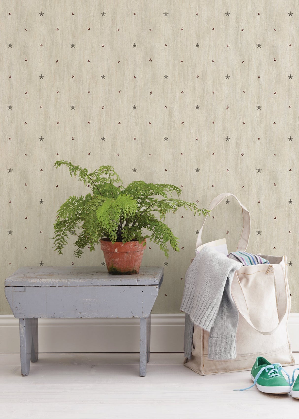 Chesapeake CTR090611 Bryndle Grey Barnstar & Sprigs Wallpaper