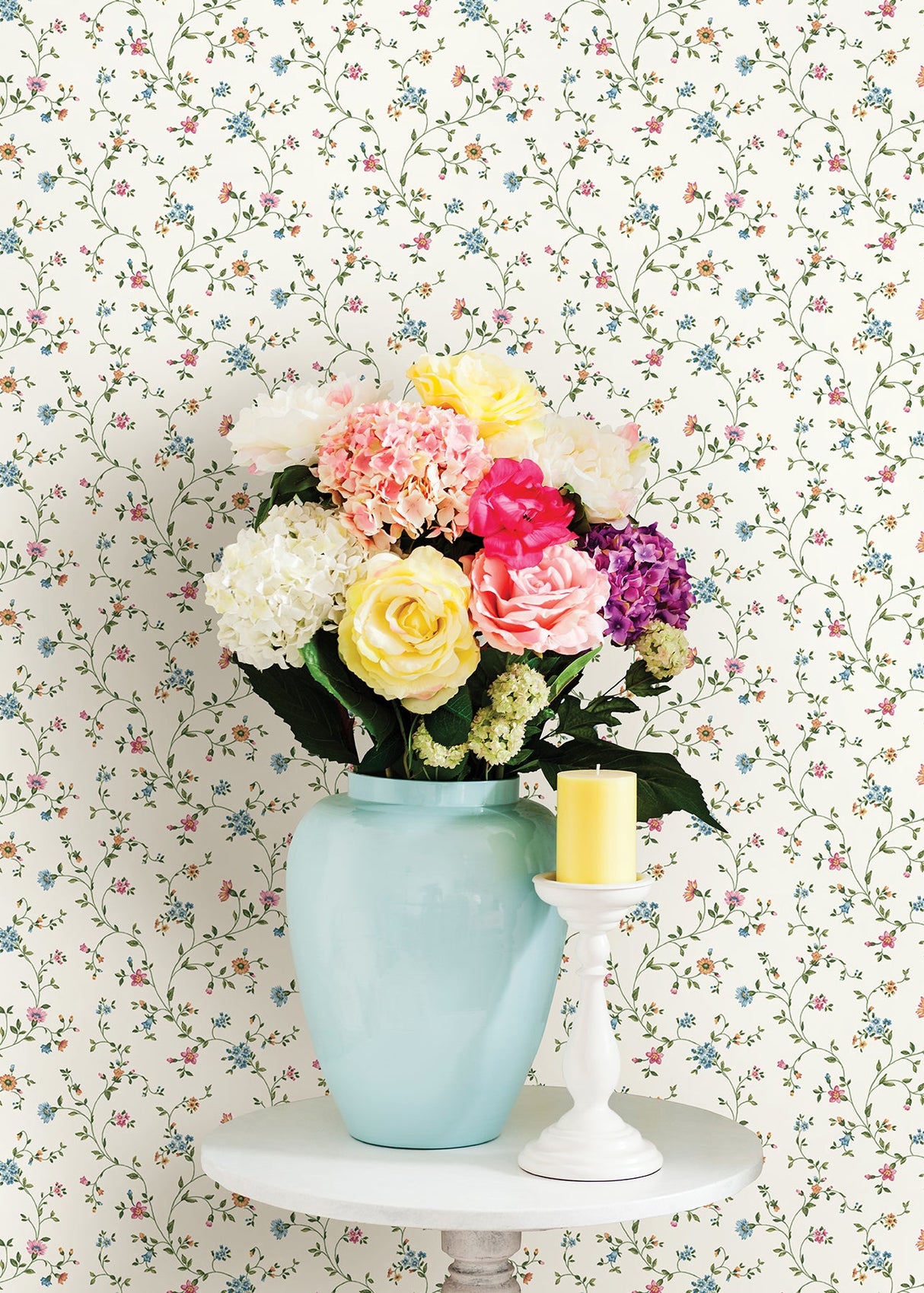 Chesapeake CTR44005 Shelby Blush Calico Floral Wallpaper