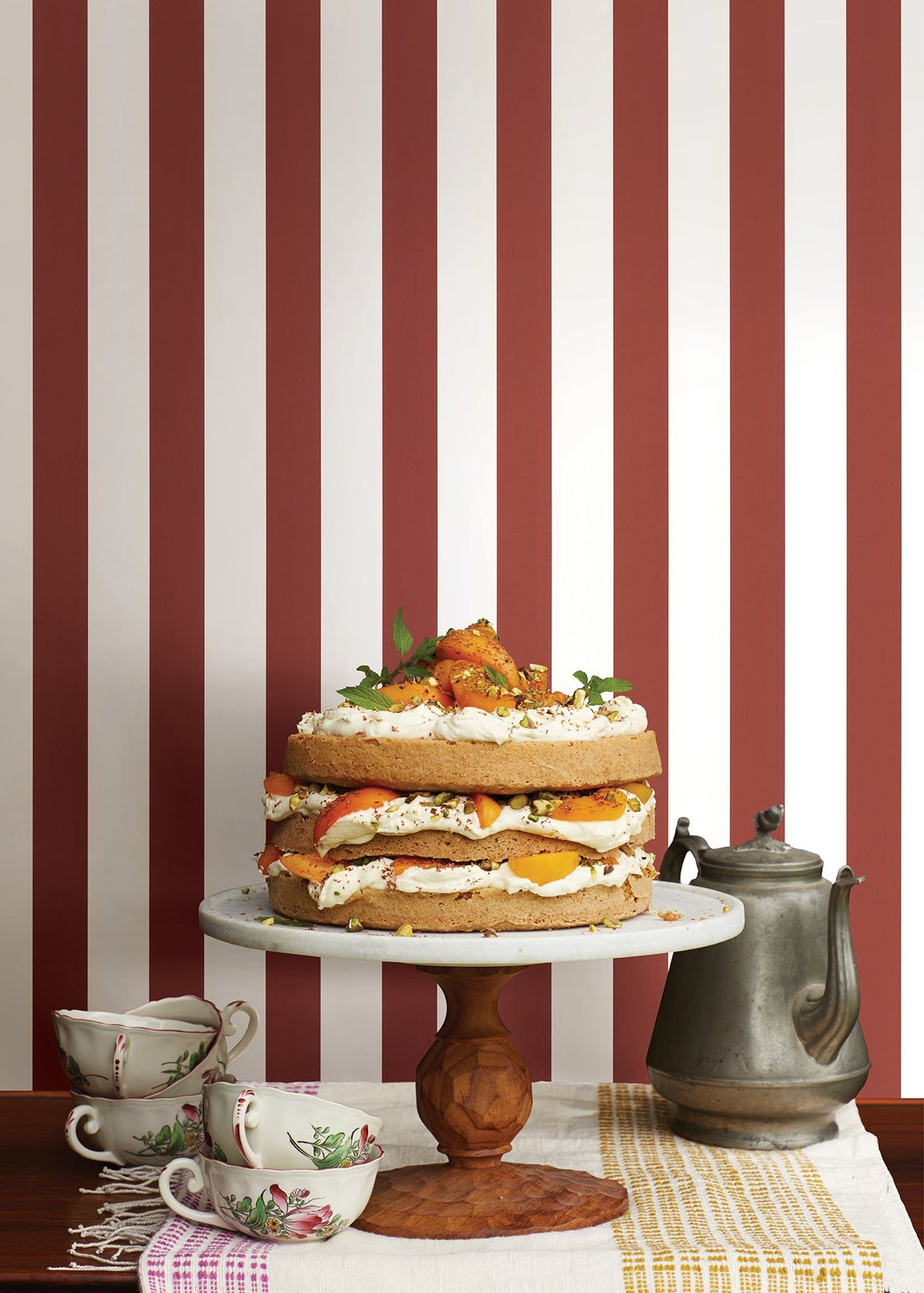 Chesapeake CTR47235 Hattie Red Cityscape Straightipe Wallpaper