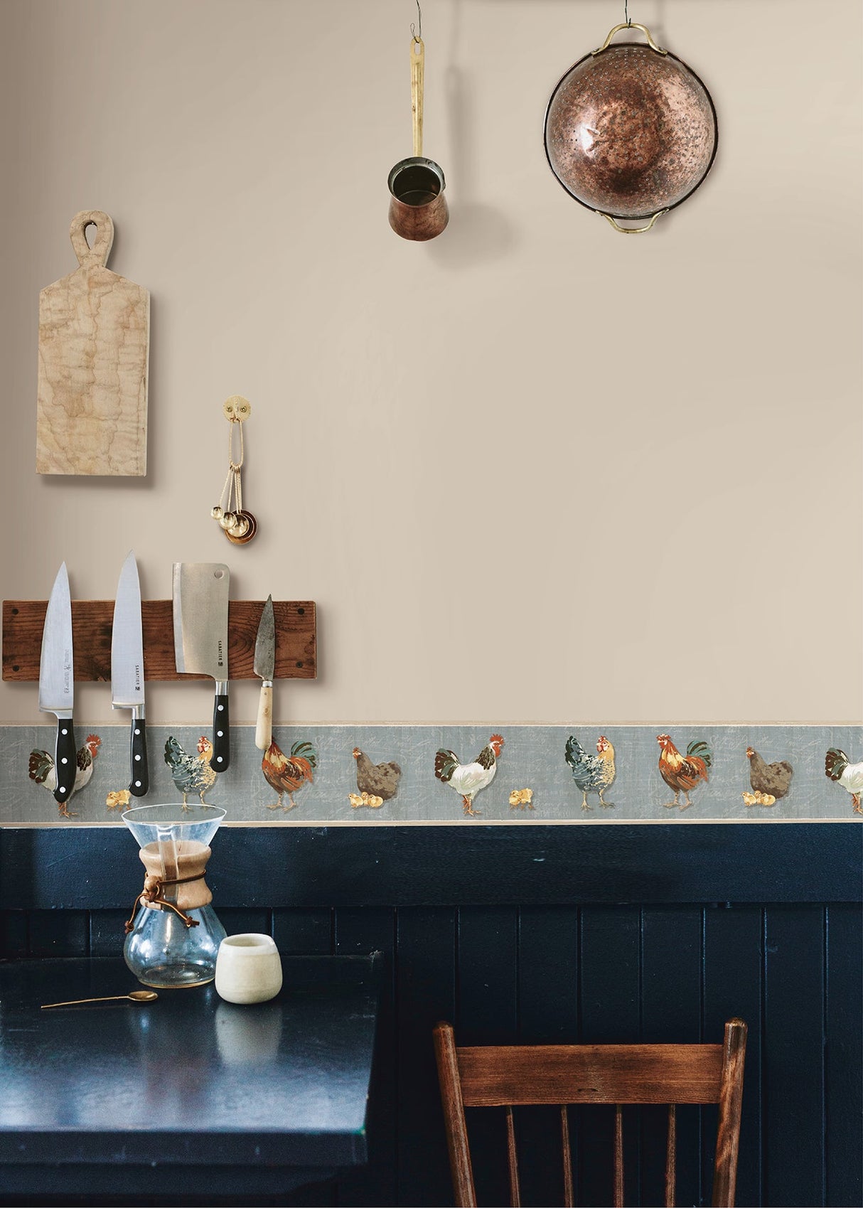 Chesapeake CTR63112B Bailey Sky Rooster & Script Border