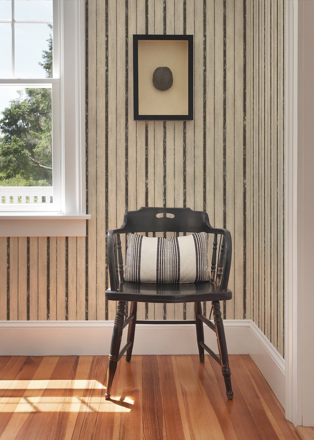 Chesapeake CTR64122 Parker Chocolate Wood Straightipe Wallpaper