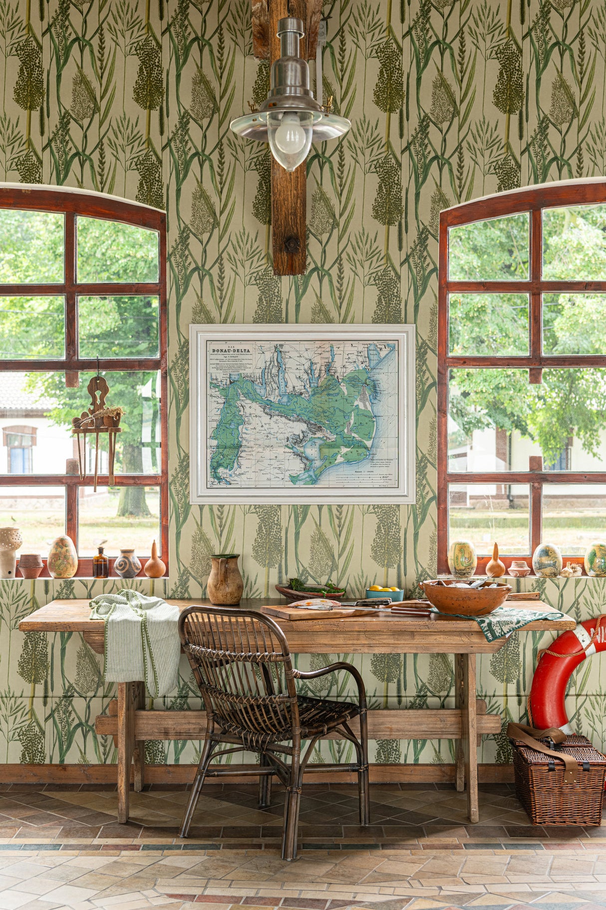 MindtheGap DANUBE MAP - Wallpaper Collection 2024