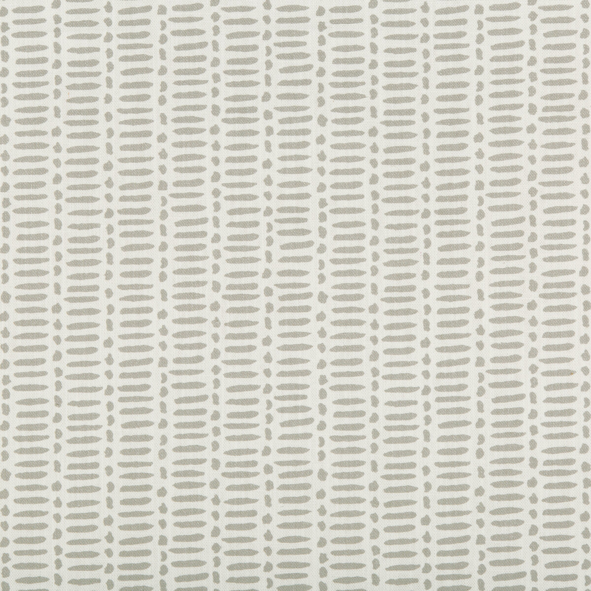 KRAVET BASICS DASH OFF.11.0 DASH OFF QUARTZ Fabric - Eade's Wallpaper