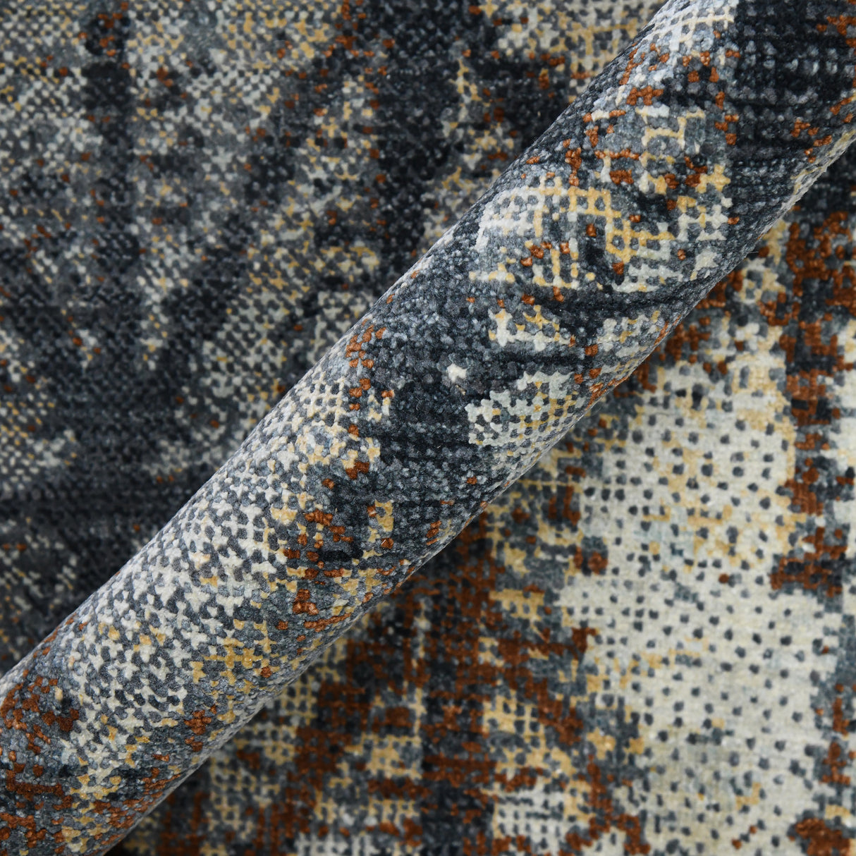 Amer Rugs DAZ1640203 Dazzle Dark Gray 2' X 3' Area Rug