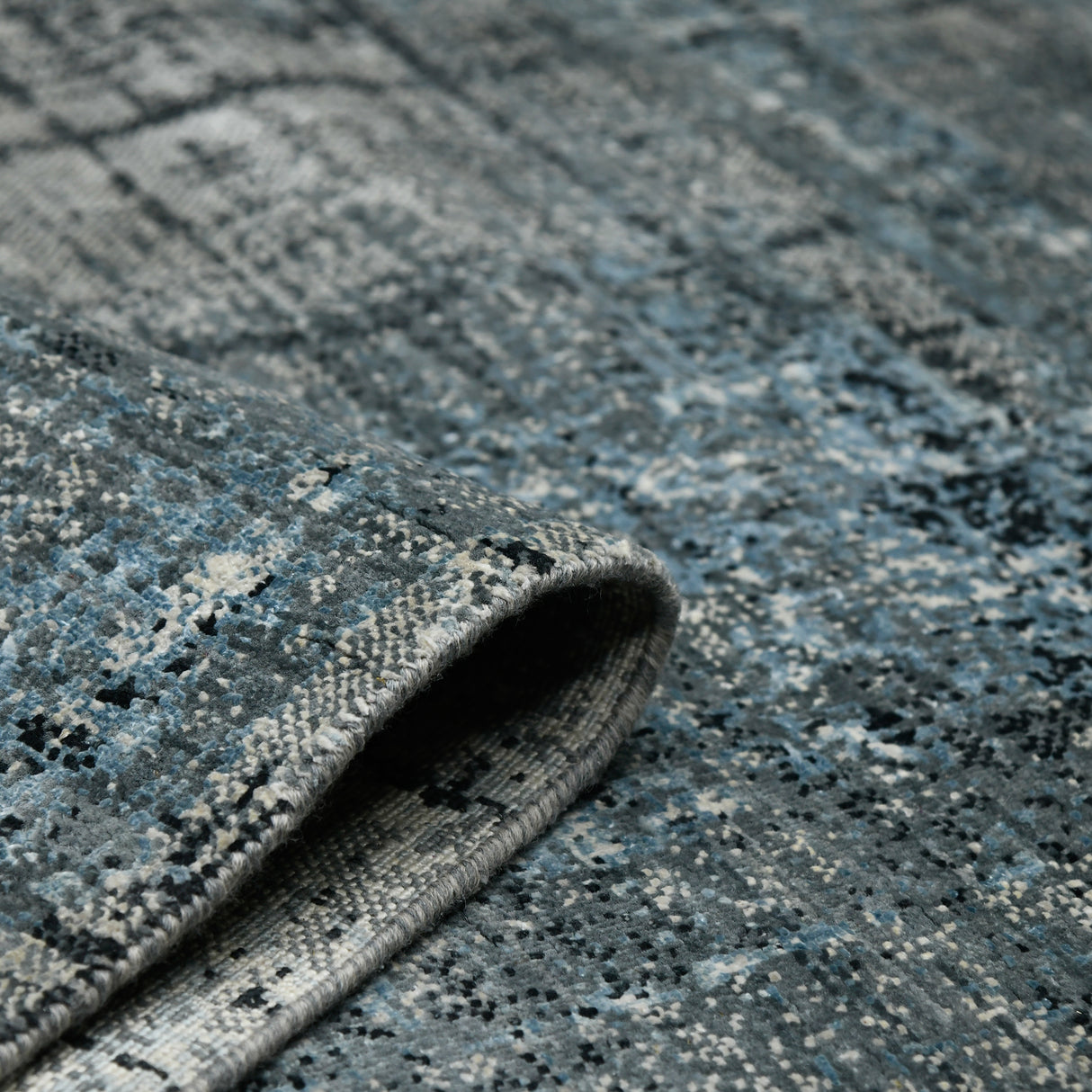 Amer Rugs DAZ-123 Dazzle Contemporary Area Rug