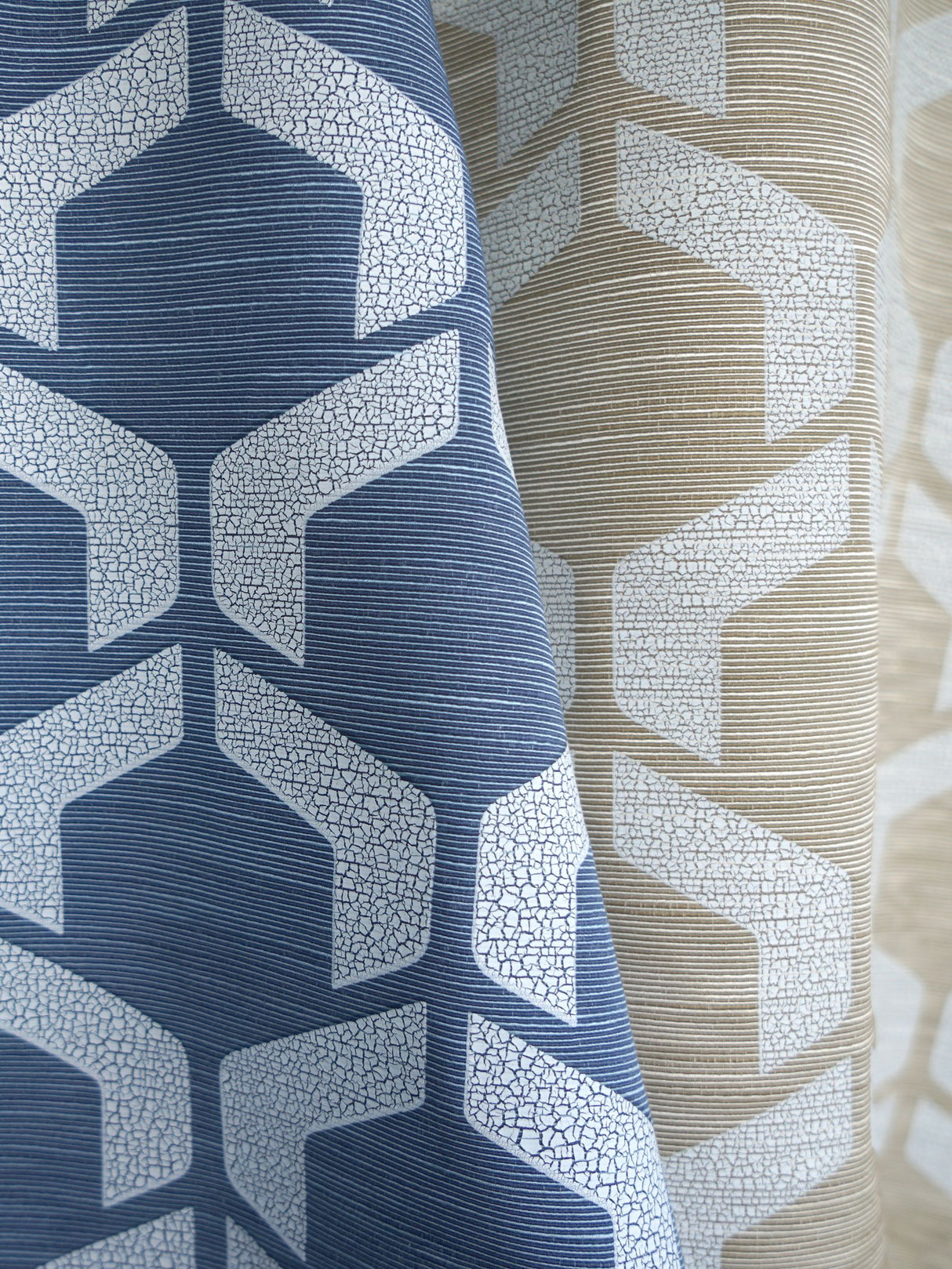 Scalamandre DB 0001D297 BLUE STORM CRAQUELE Fabric - Eade's Wallpaper