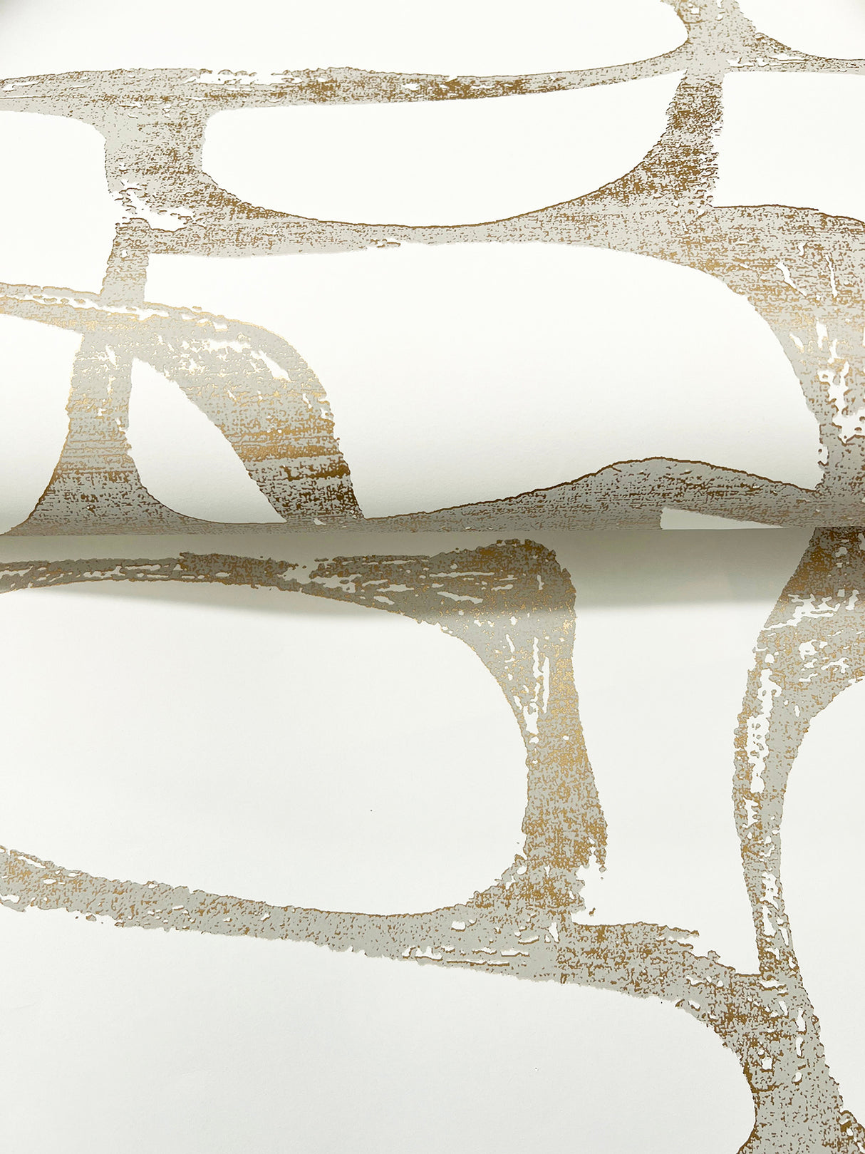 Eade’s Craftsman Geometric White & Gold