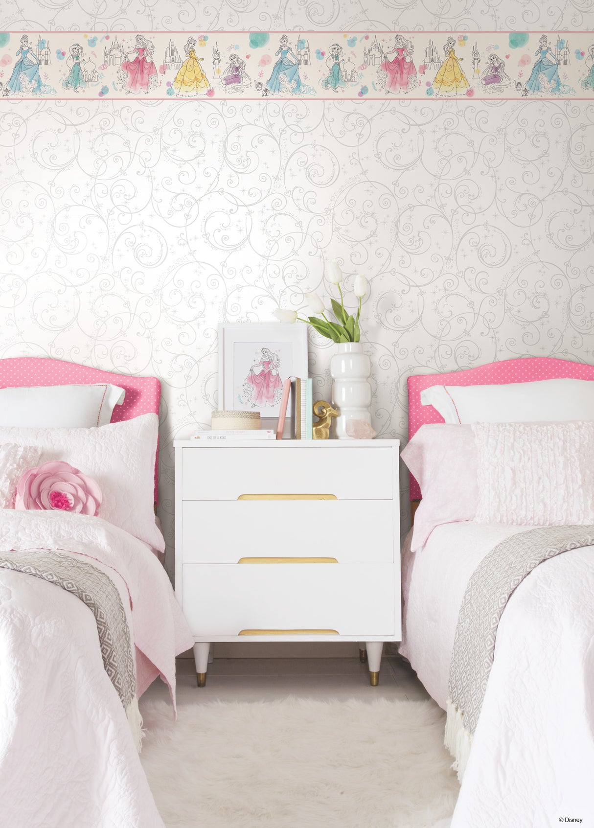 York DI0906 Disney Princess Perfect Scroll White Glitter Wallpaper