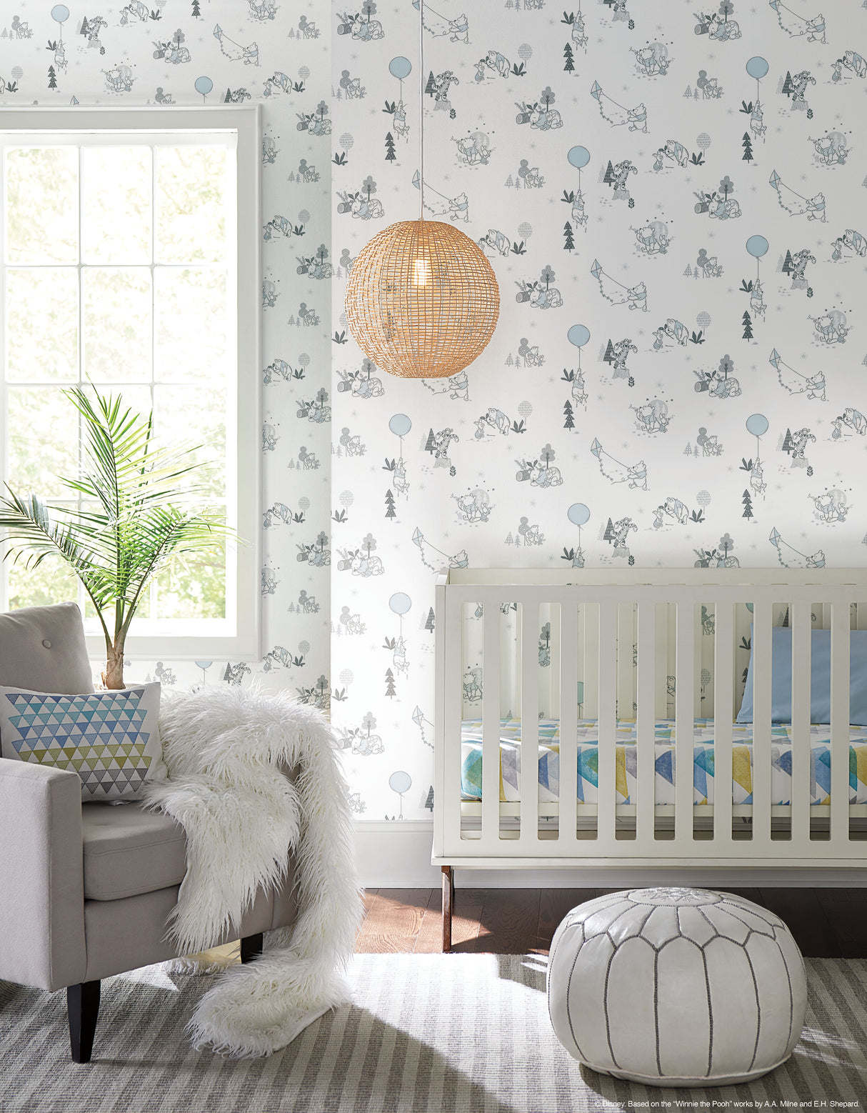 York DI0983 Disney Winnie the Pooh Playmates White & Blue Wallpaper