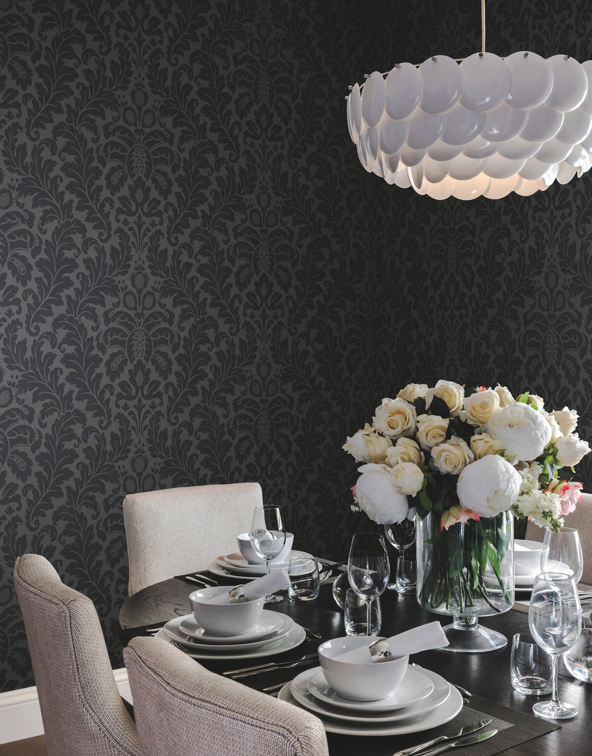 York DT5044 Modern Romance Black Wallpaper