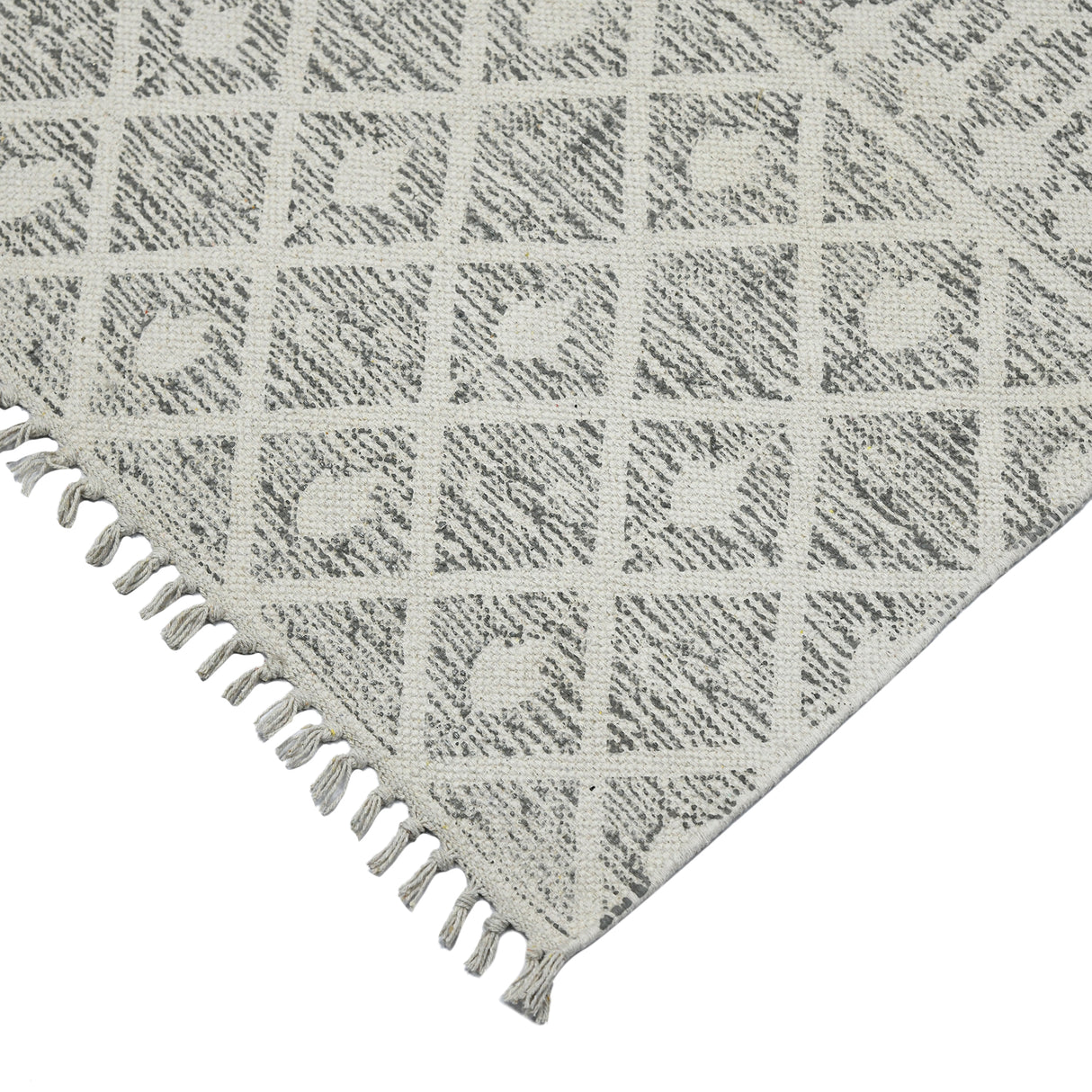 Amer Rugs DUN50508 Dune Distressed Geometric Gray 5' X 8' Area Rug