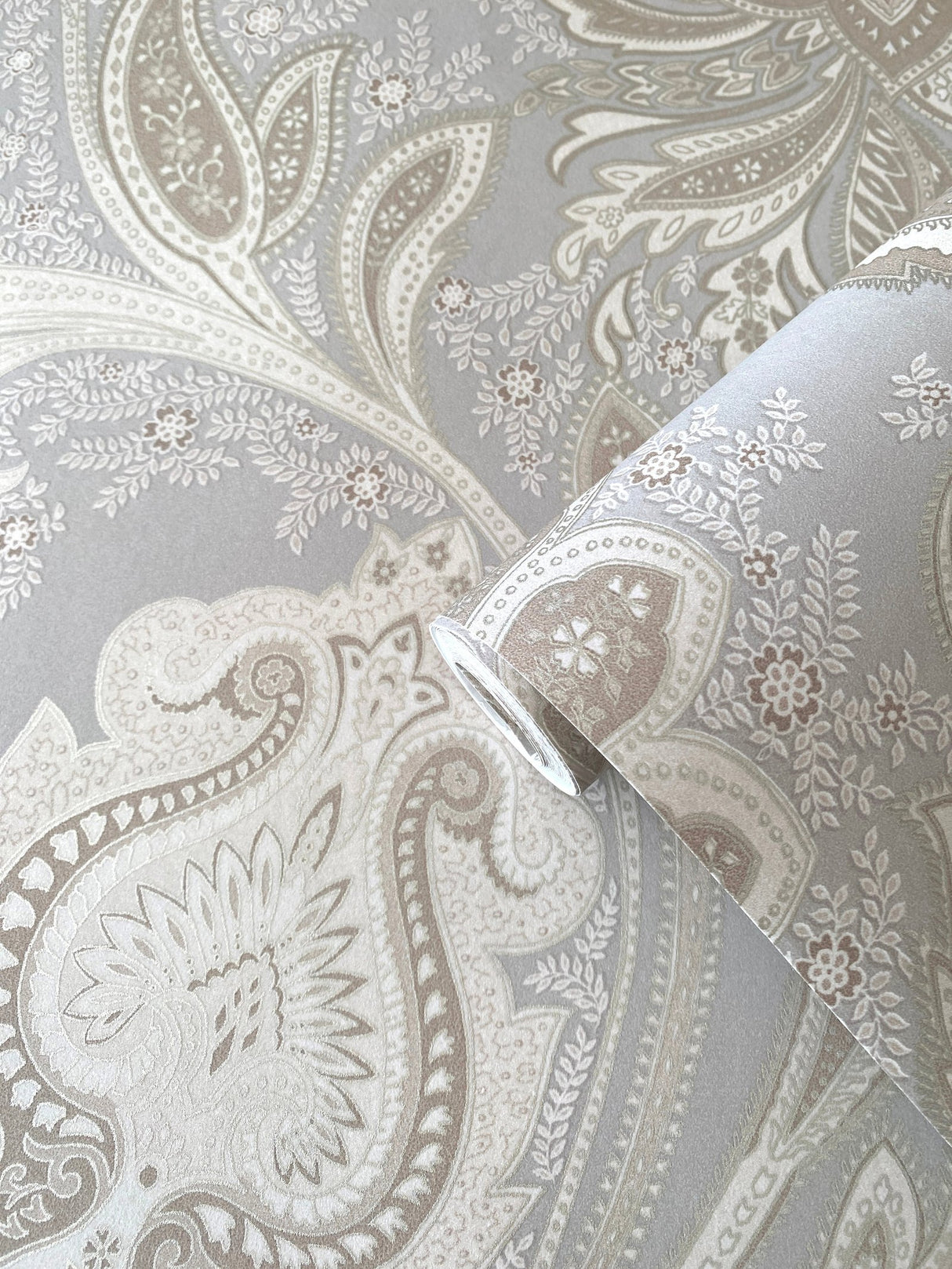 Eade's DWP0355-04-sample Silver Grey