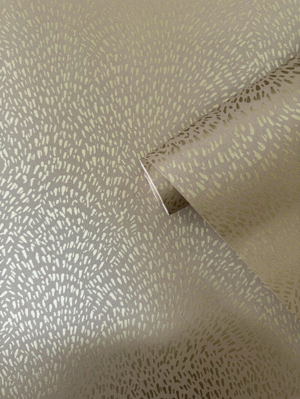 Eade's DWP0363-03-sample Cream