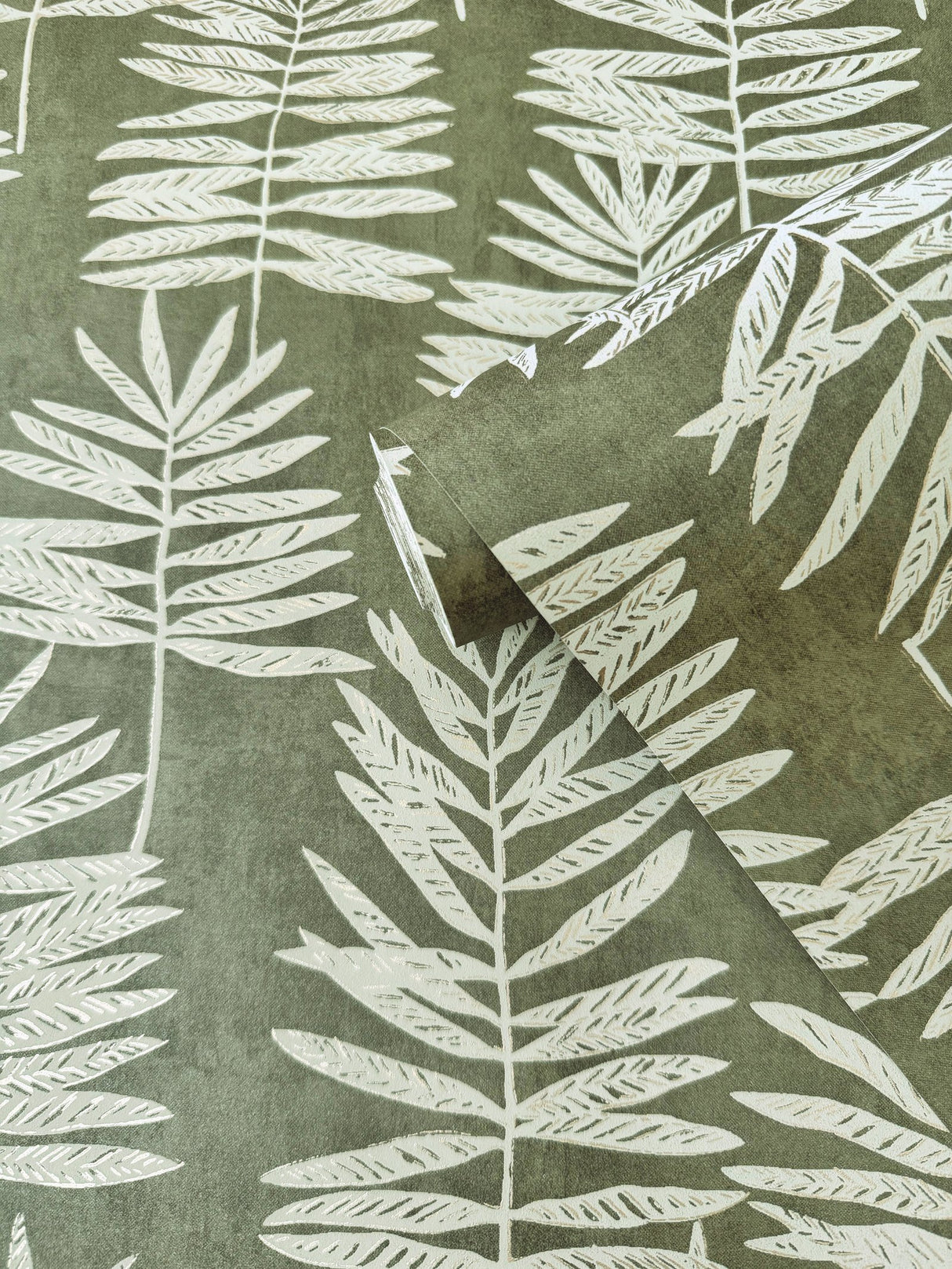 Eade's DWP0365-02-sample Bronze Brown