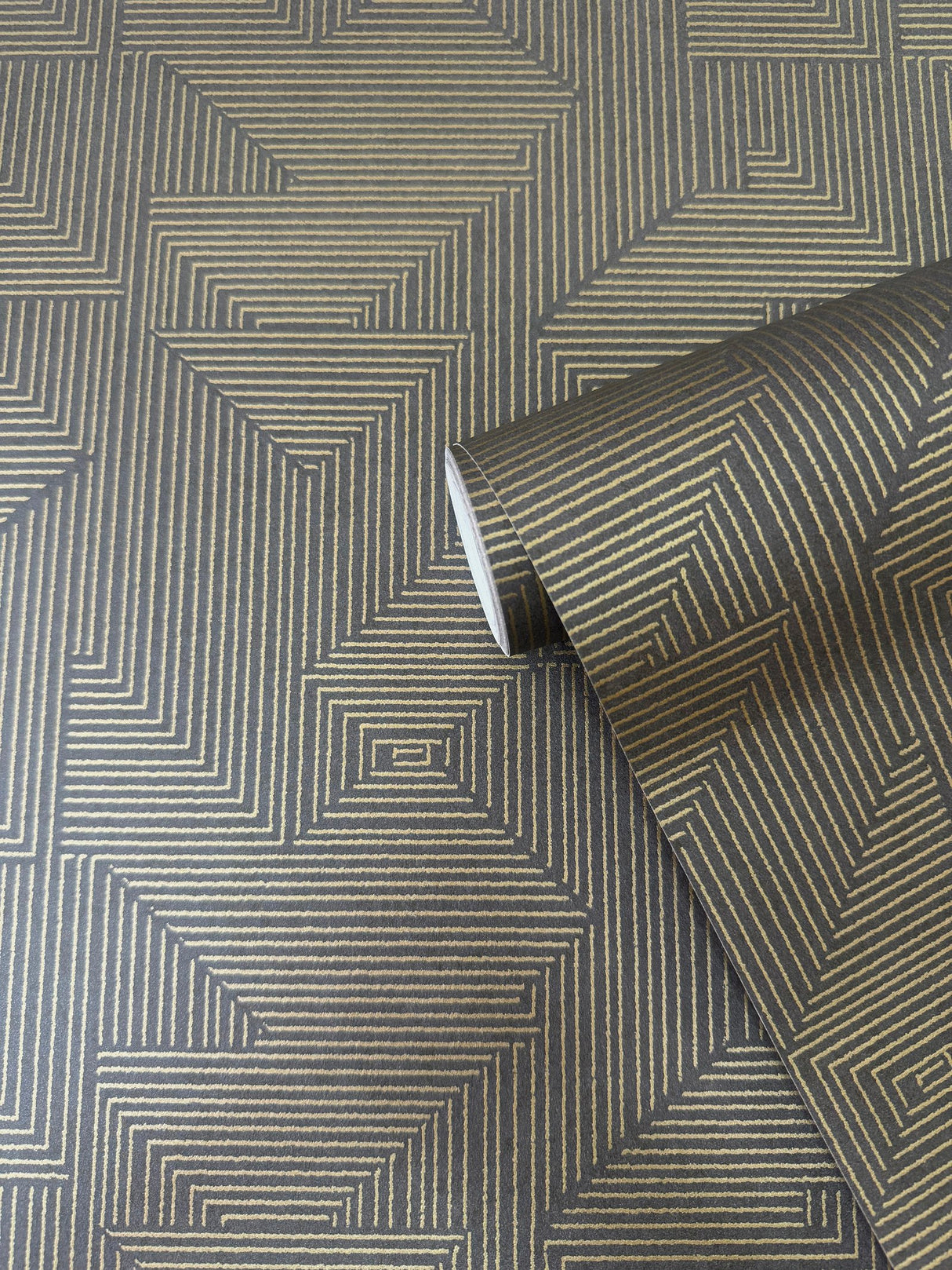 Eade's DWP0368-04-sample Cream