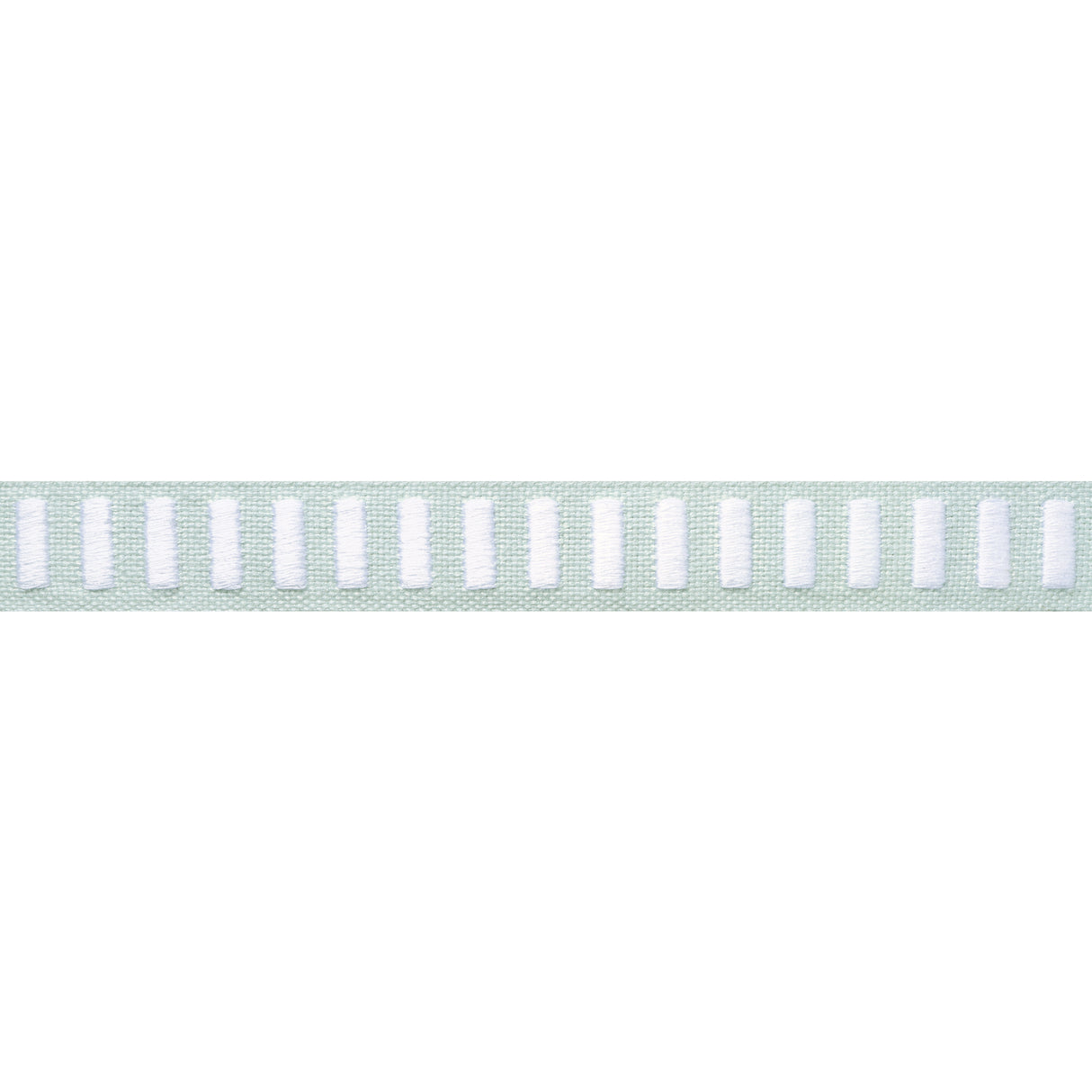 Thibaut E12128 DASH TAPE White on Mist