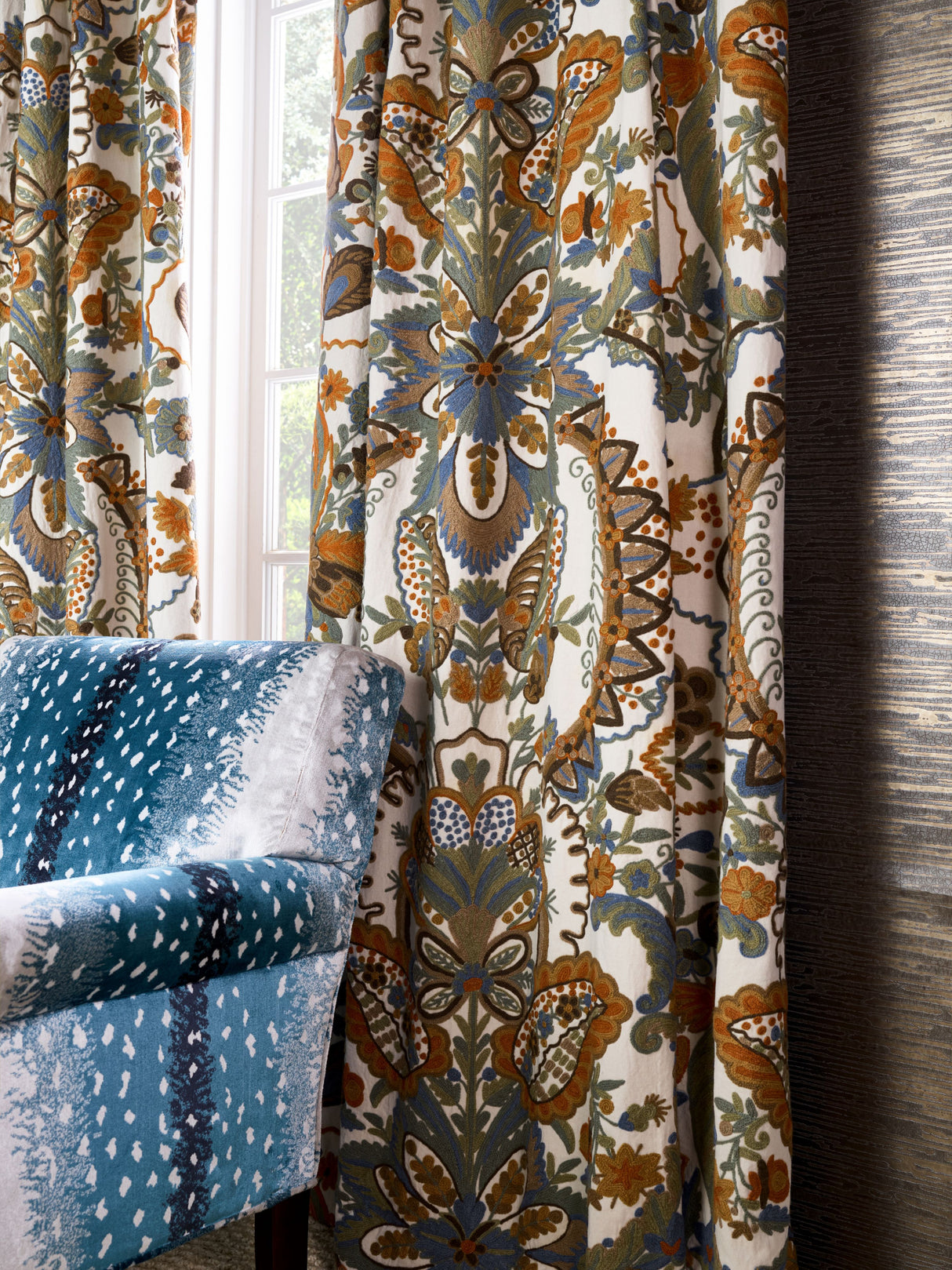 Scalamandre EG 00022390 ANTIQUE LALITA CREWEL Fabric - Eade's Wallpaper