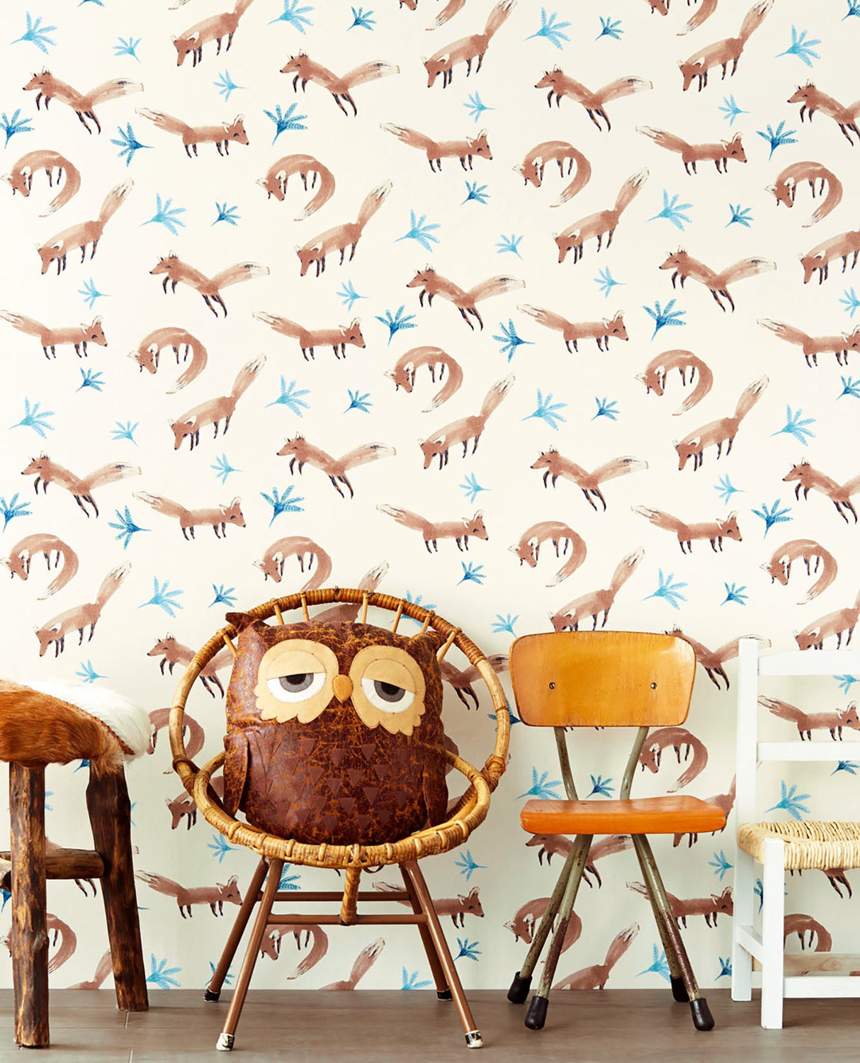 Eijffinger EJ354090 Hilma Brown Fox Wallpaper