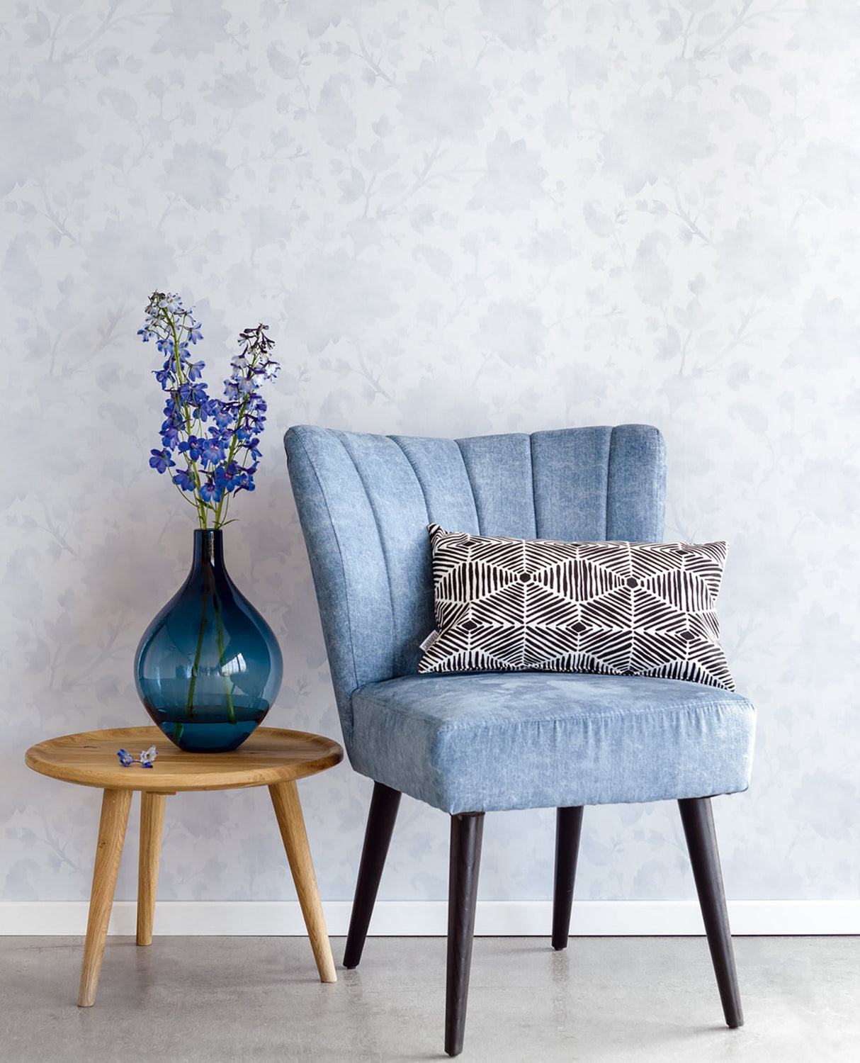 Eijffinger EJ363042 Avens Light Blue Floral Wallpaper