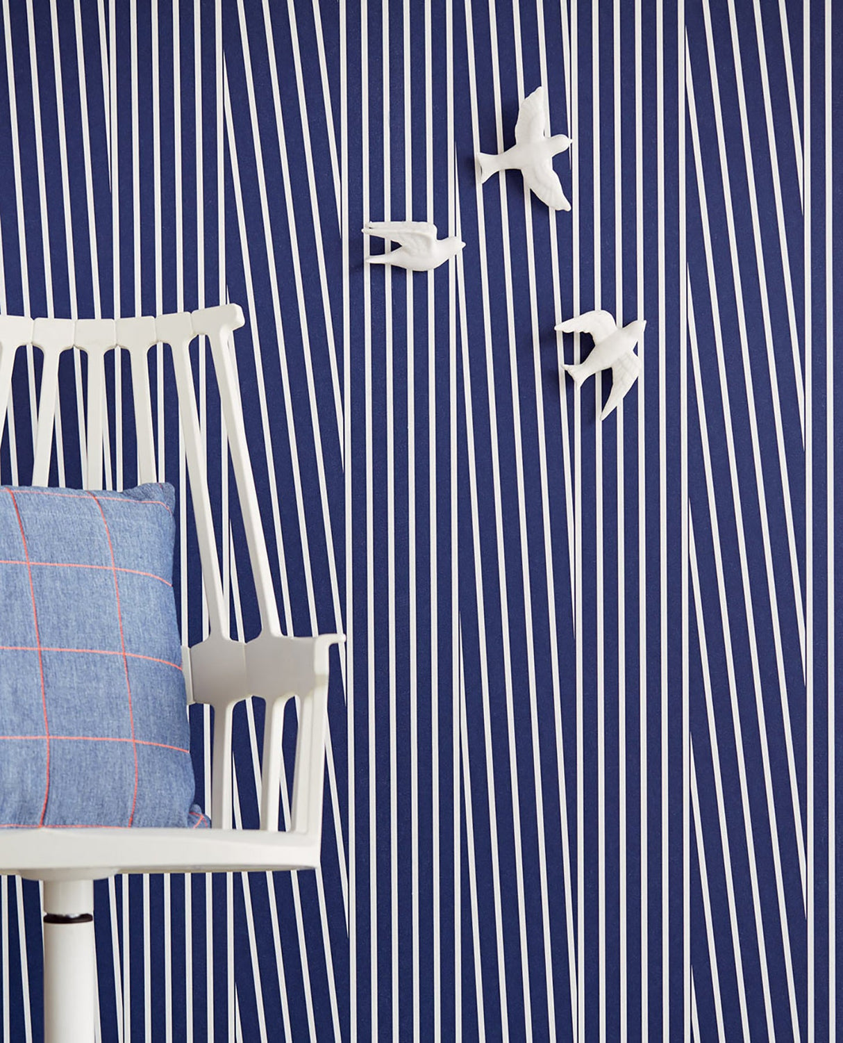 Eijffinger EJ377120 Maryam Navy Modern Stripe Wallpaper