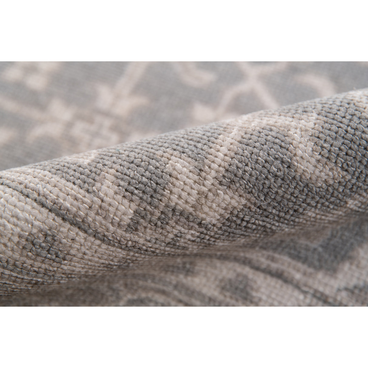 Amer Rugs EMP-5 Empress Classic Bordered /Brown Area Rug