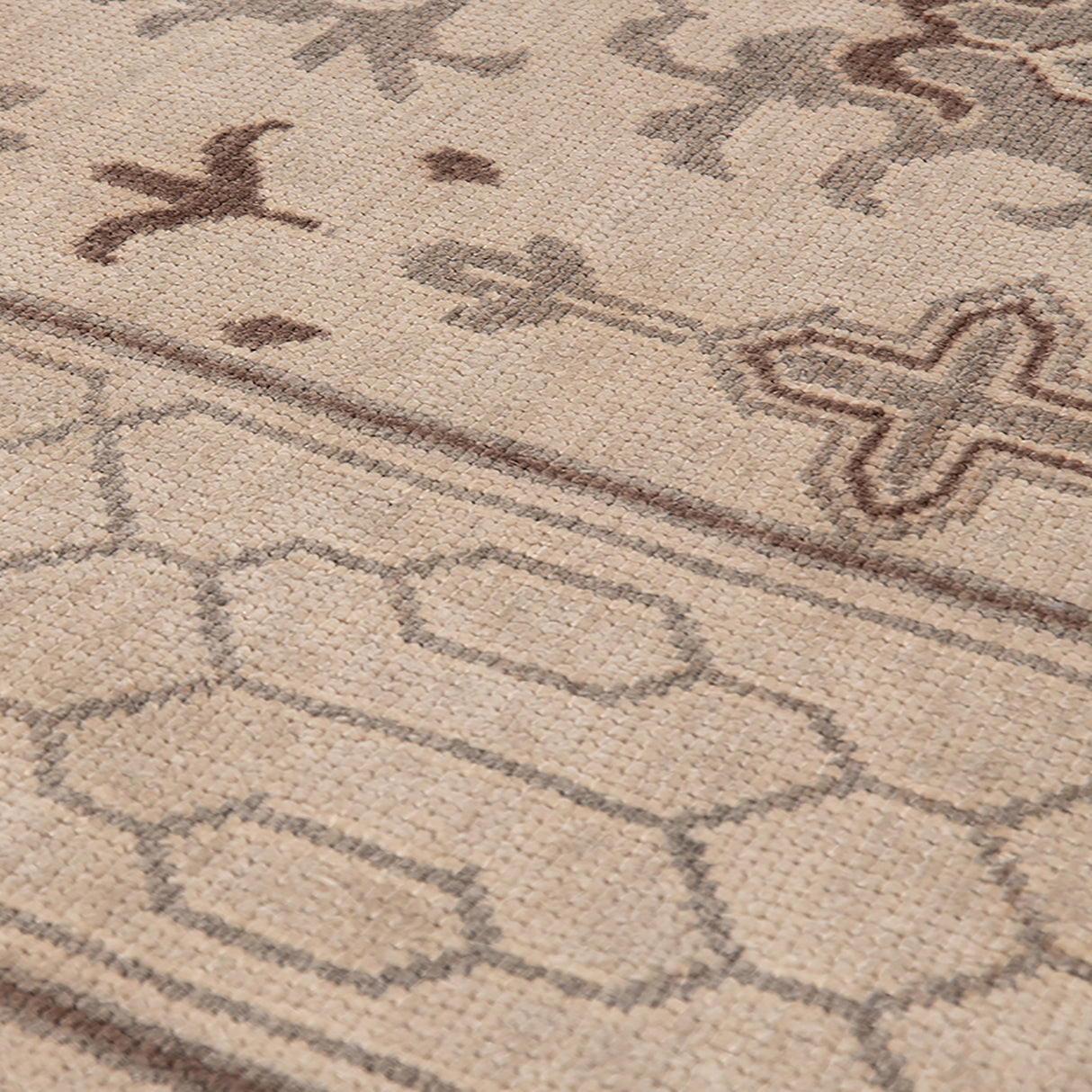 Amer Rugs EMP-7 Empress Classic Bordered Area Rug