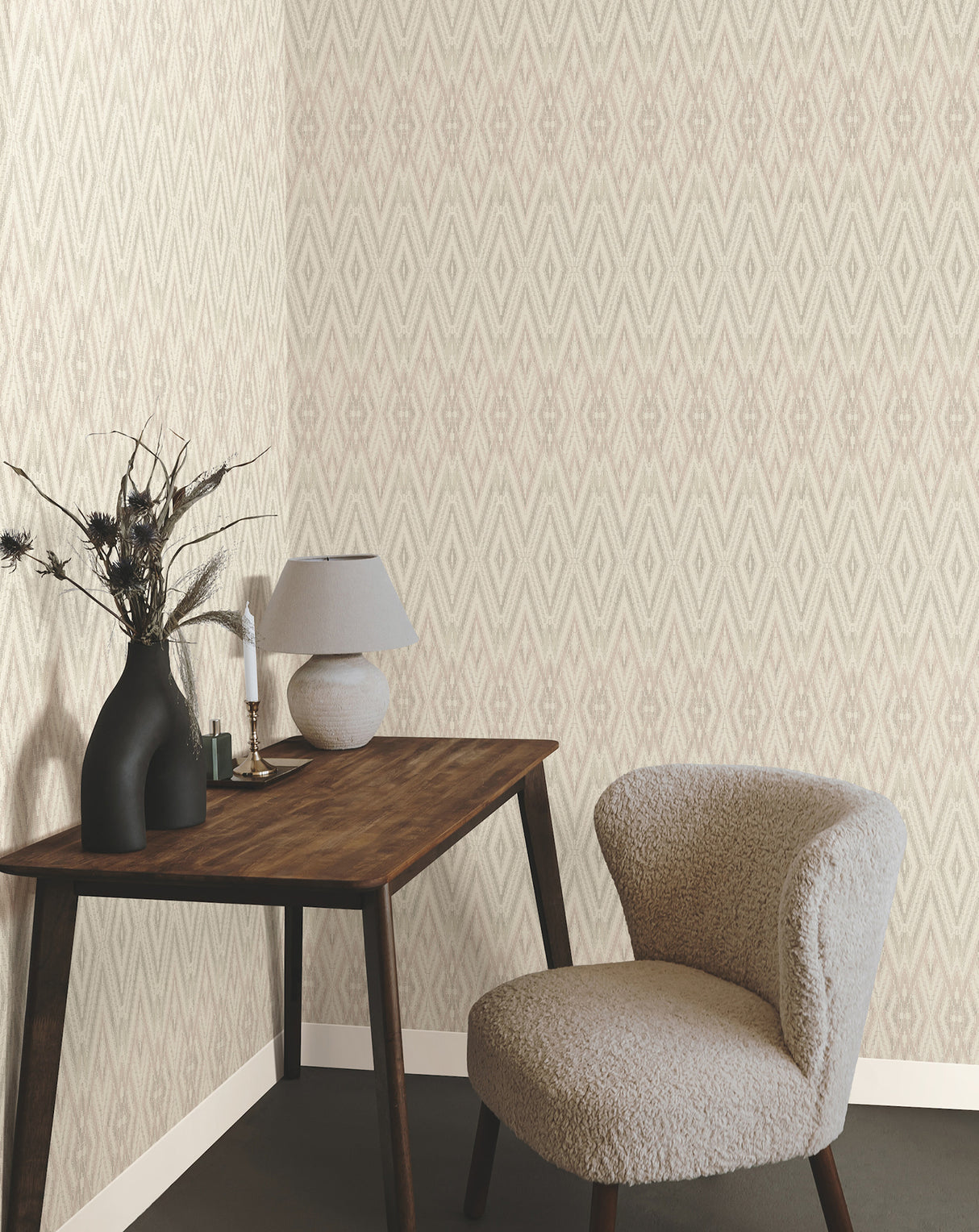 York EV3911 Diamond Marquise Lavender Wallpaper