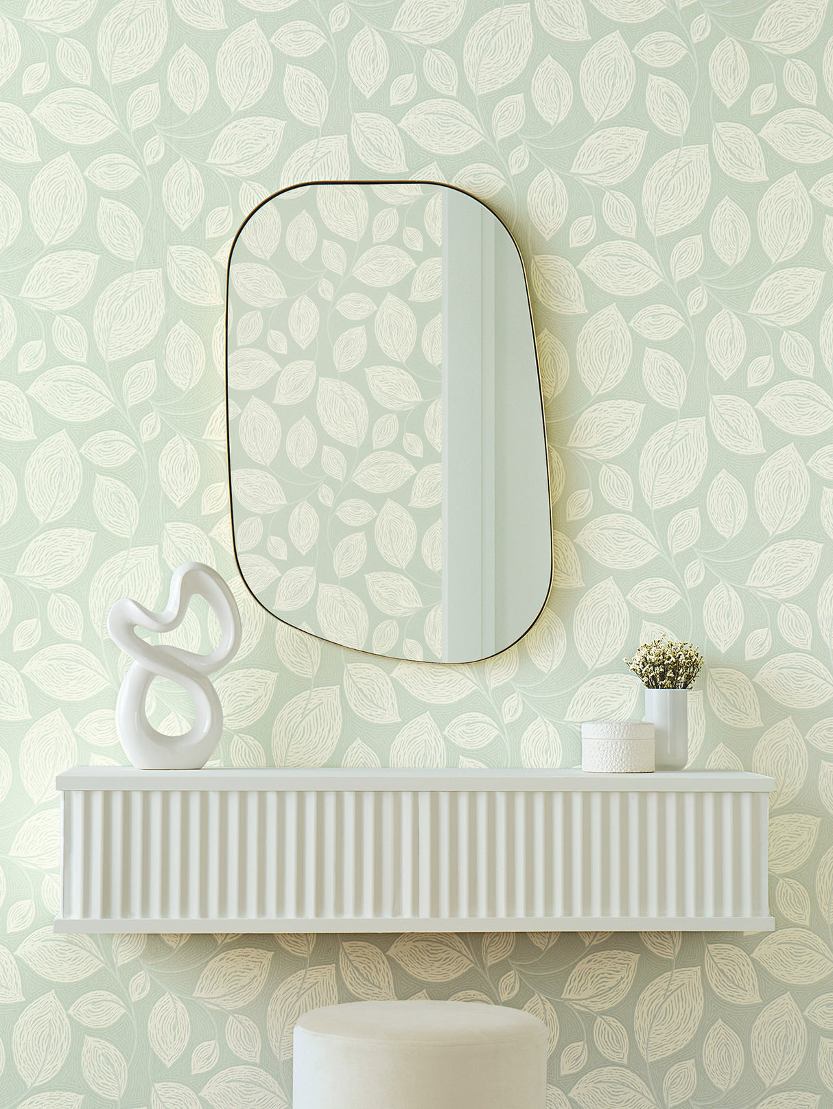 York EV3921 Contoured Leaves Green Wallpaper