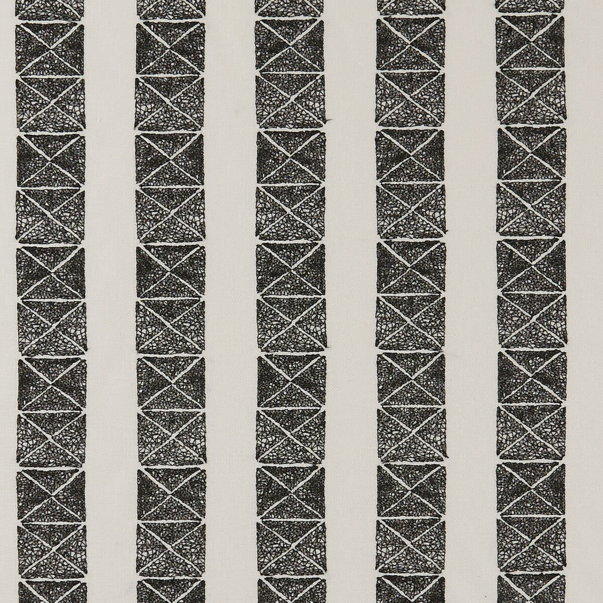 CLARKE AND CLARKE F0885/01.CAC.0 BW1013 BLACK/WHITE Fabric - Eade's Wallpaper