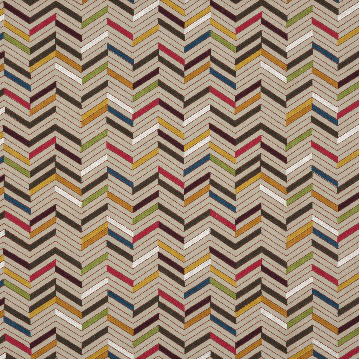 MULBERRY FD739.T70.0 CAROUSEL SPICE/PLUM Fabric - Eade's Wallpaper