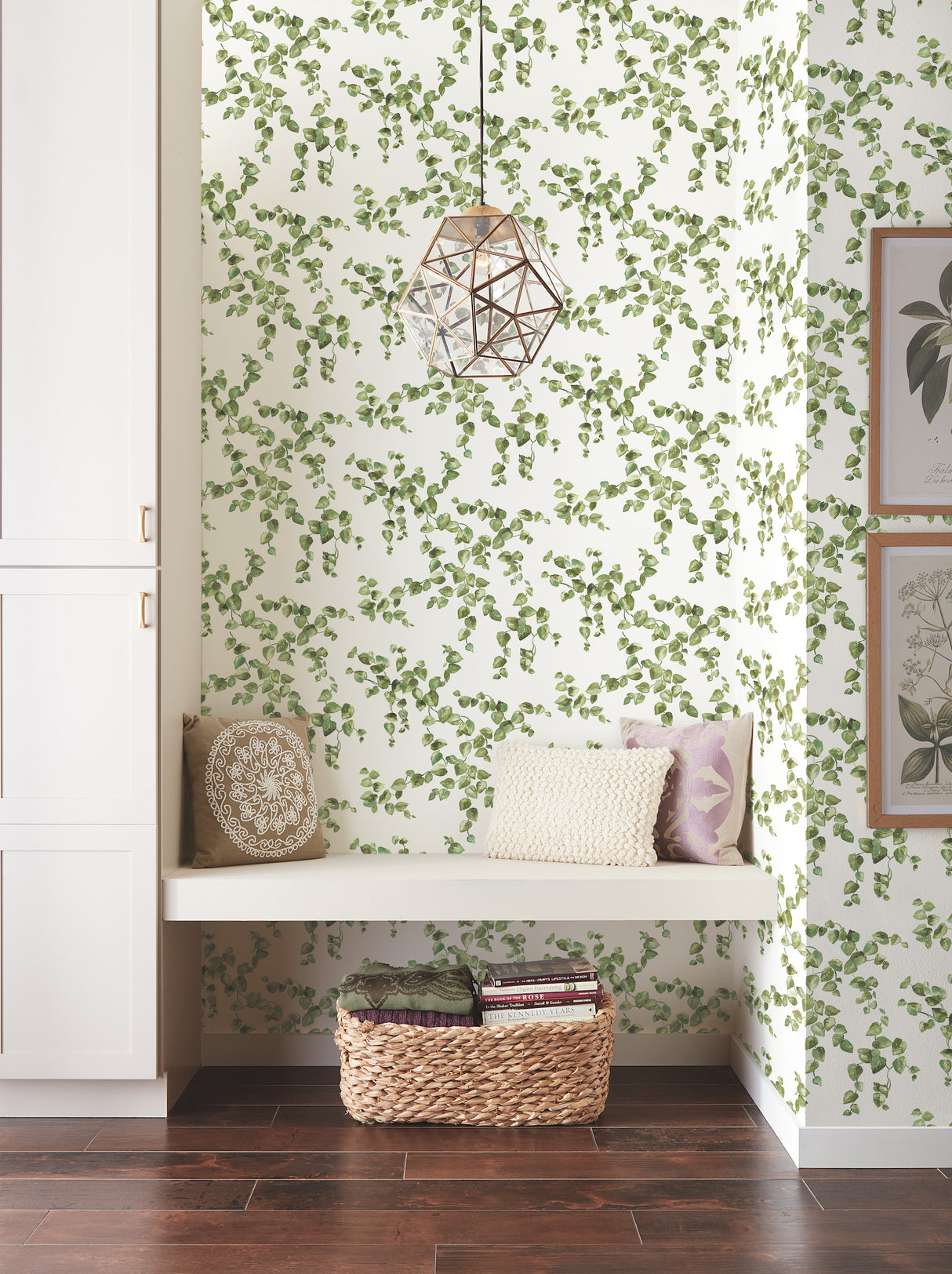 York FH4036 Creeping Fig Vine Green Wallpaper