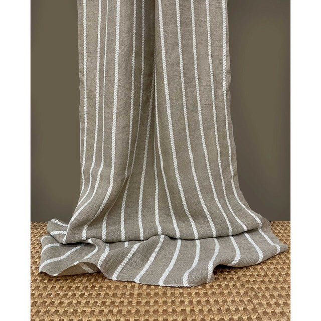 GASTON Y DANIELA GDT5751.001.0 KANJUT 001 Fabric - Eade's Wallpaper