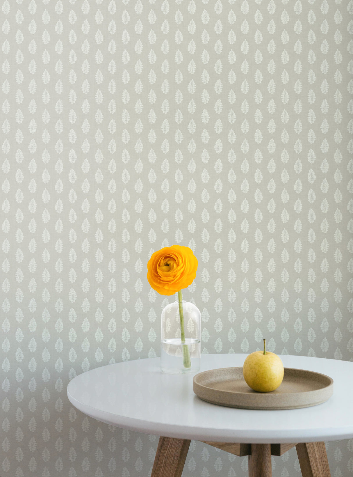 York GR5962 Leaf Pendant Grey Wallpaper