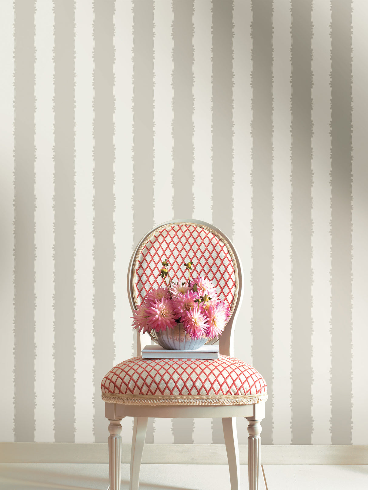 York GR6013 Scalloped Stripe Grey Wallpaper