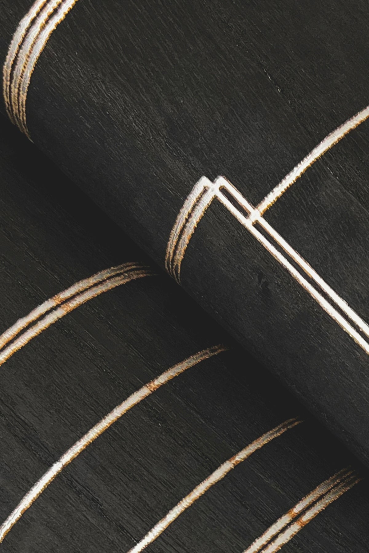 York GV0256 Inlay Line Black Wallpaper