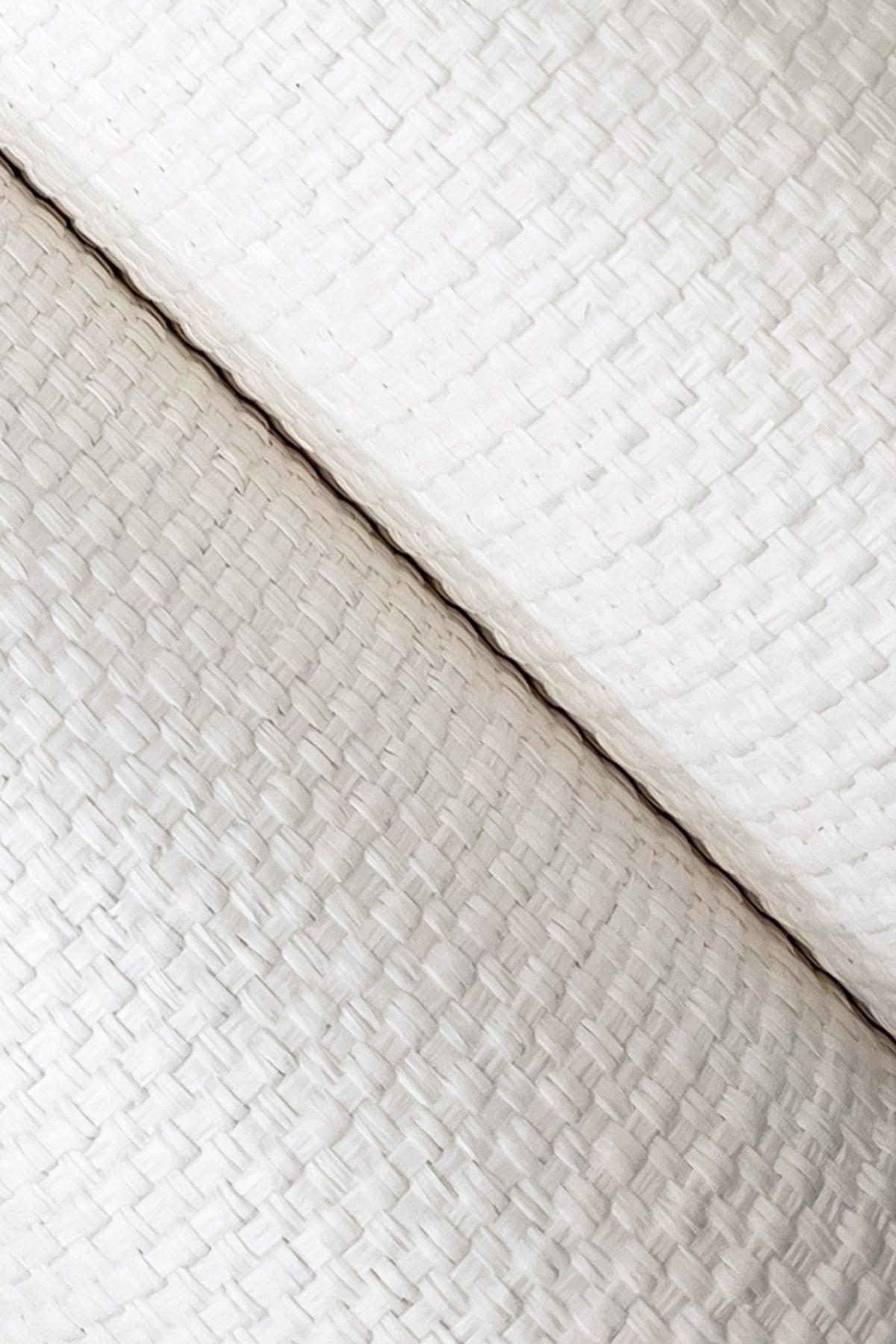 York GV0262 Wicker Work White Wallpaper