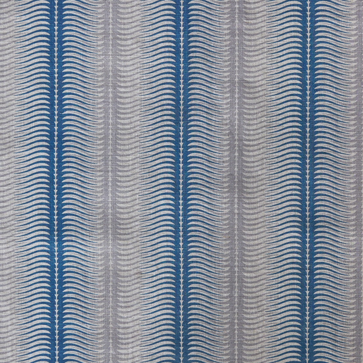 LEE JOFA MODERN GWF-3509.5.0 STRIPES CORNFLOWER Fabric - Eade's Wallpaper