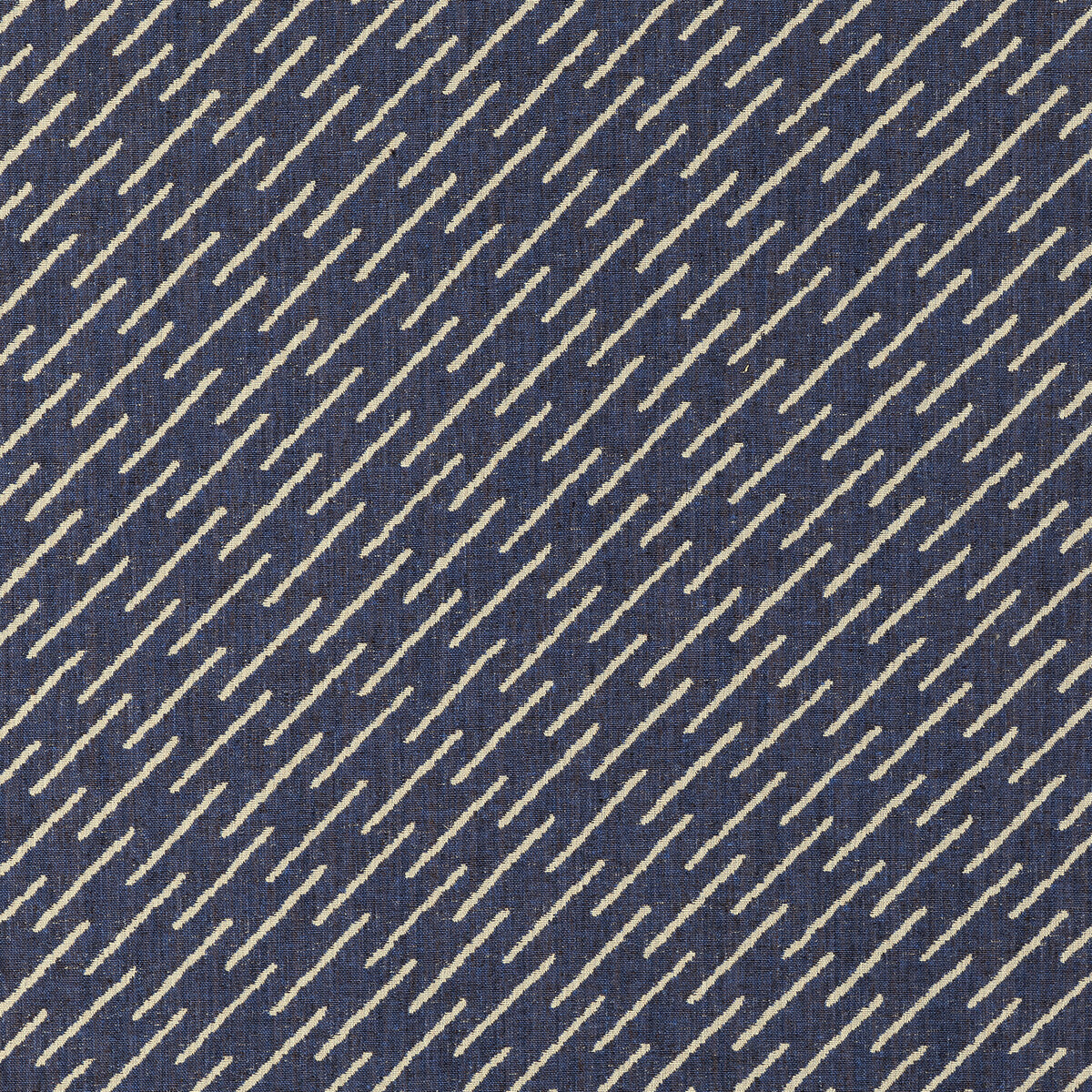 LEE JOFA MODERN GWF-3759.501.0 ESKER WEAVE NAVY/CREAM Fabric - Eade's Wallpaper